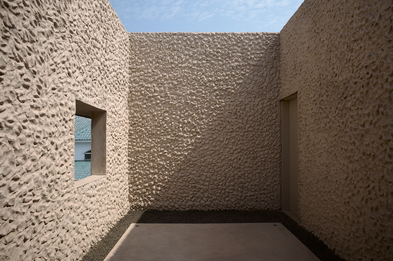 Dot Ateliers Crafts Amoako Boafo’s Ogbojo Studio in Accra as a Cultural Homecoming and Living Canvas