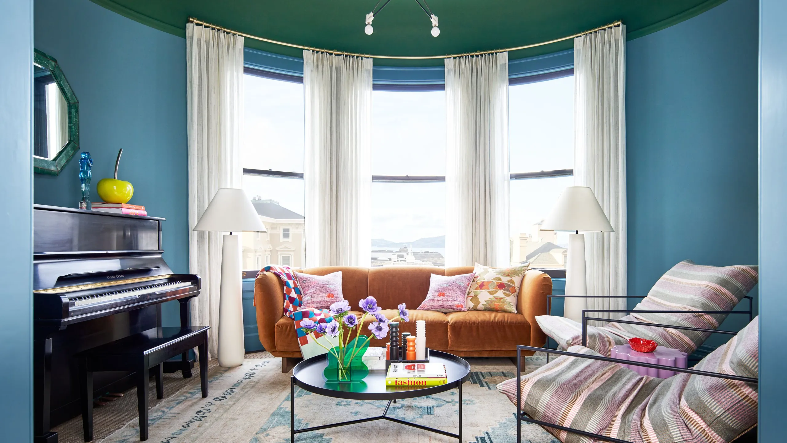 Top Picks - 9 Residential Interiors Where Color Shapes Spatial Experience