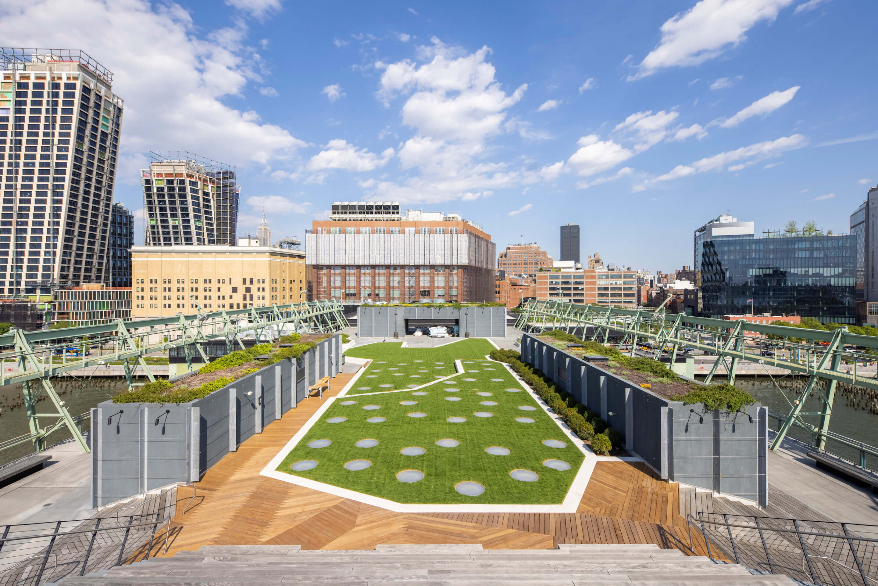 Vertical Public Spaces: Parks in the Sky