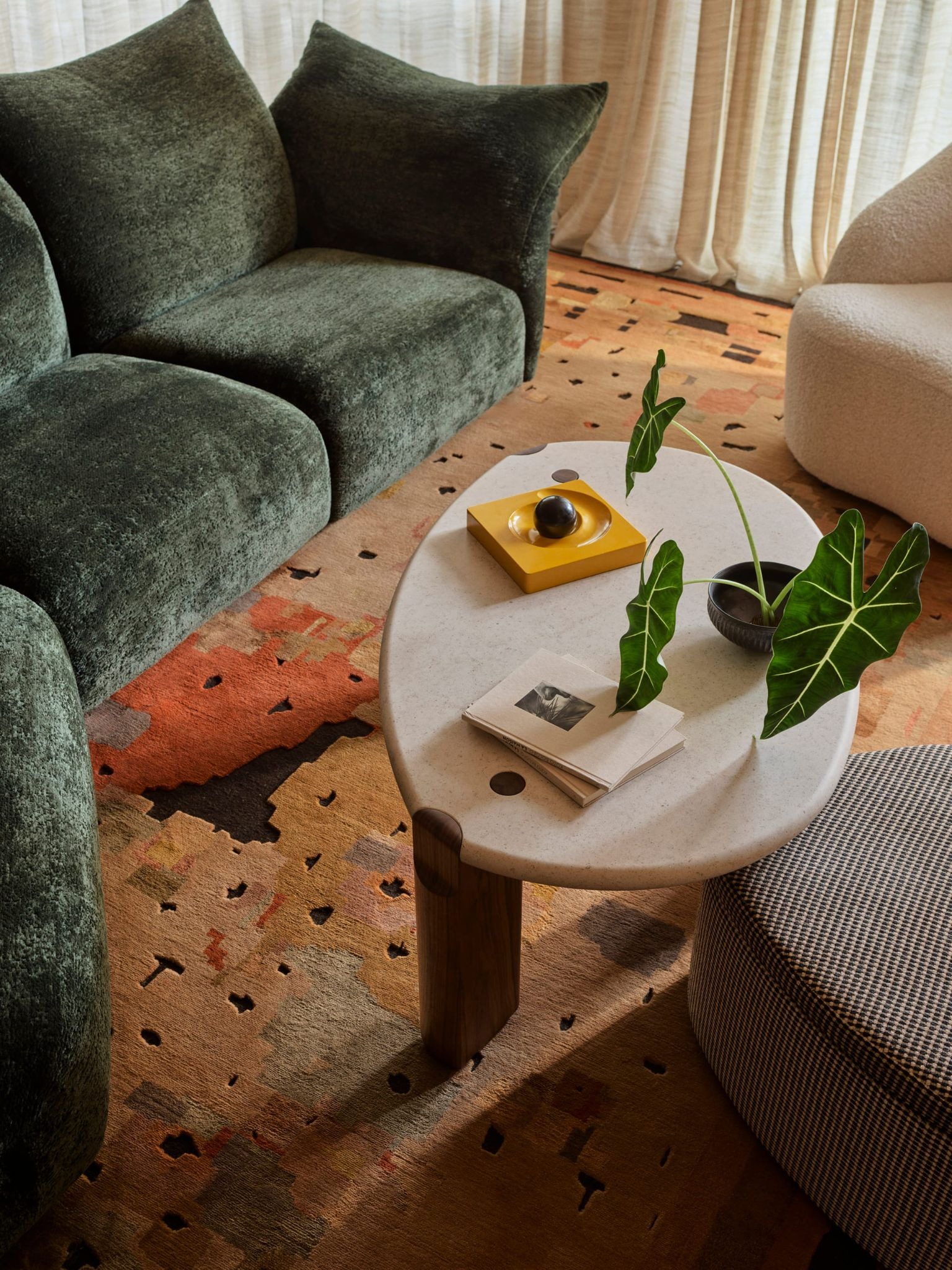 Chromatica: Arent&Pyke Orchestrate a Jewel-Toned Symphony in Elizabeth Bay