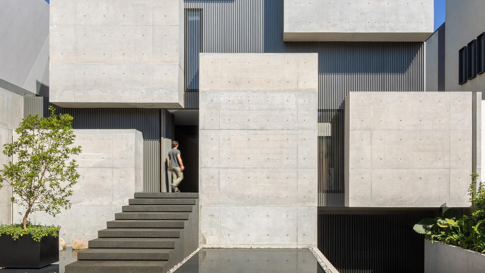 Top Picks - 7 Homes With Statement Facades