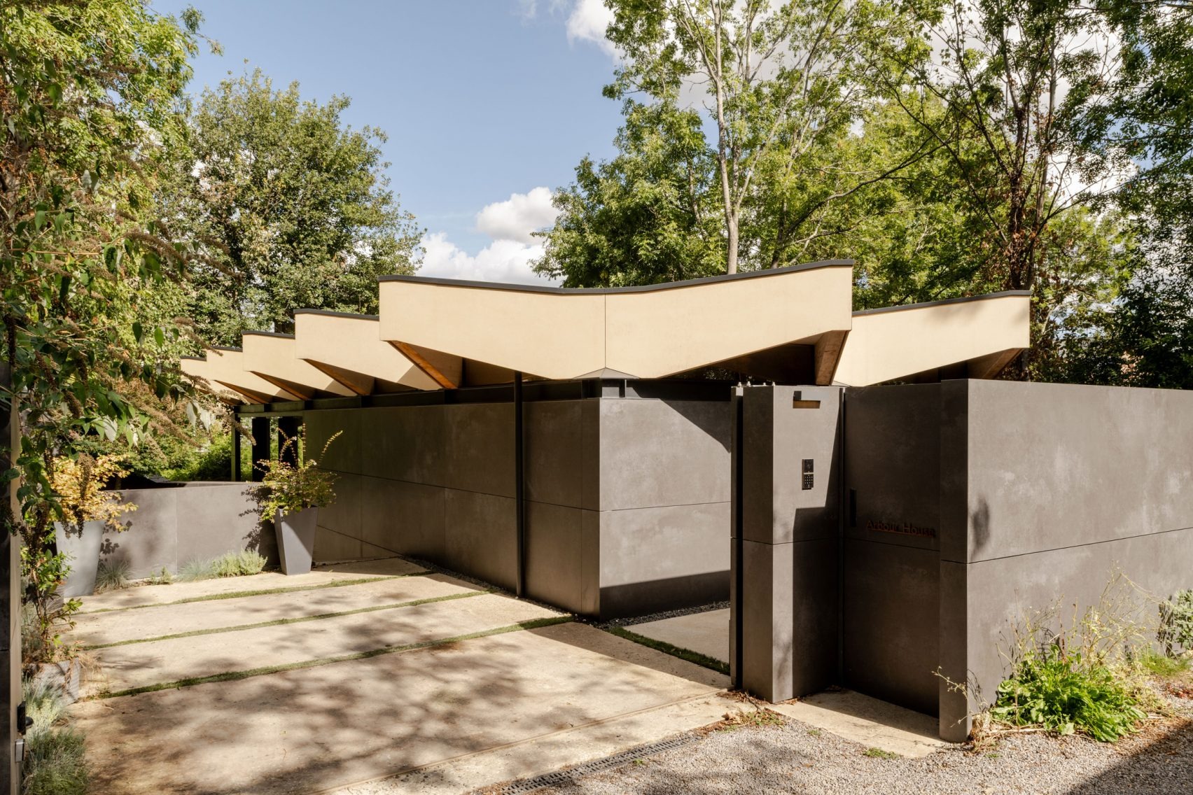 Andrei Saltykov Creates an Urban Forest Within a Slender London Envelope