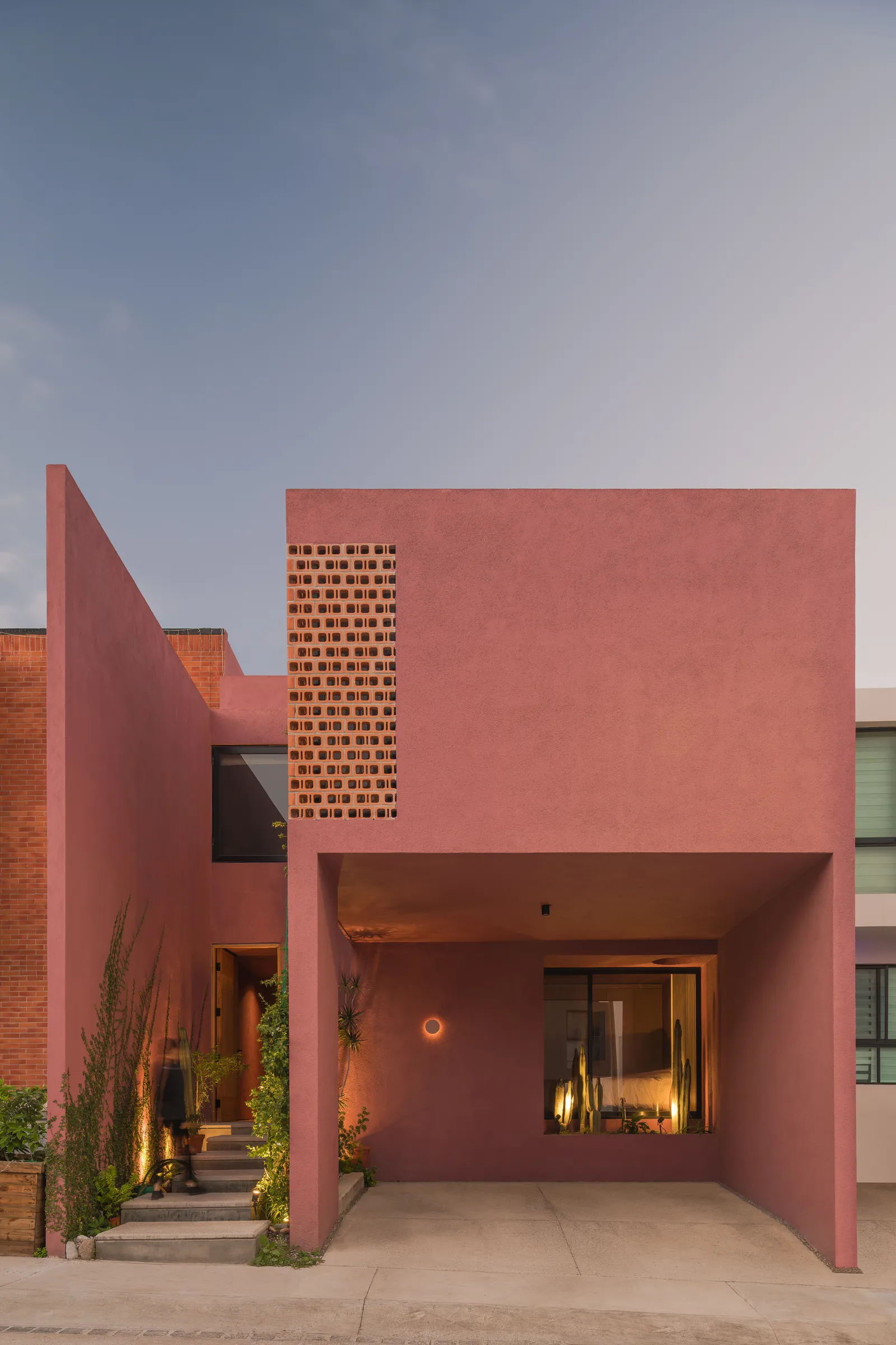 Top Picks - 7 Homes With Statement Facades
