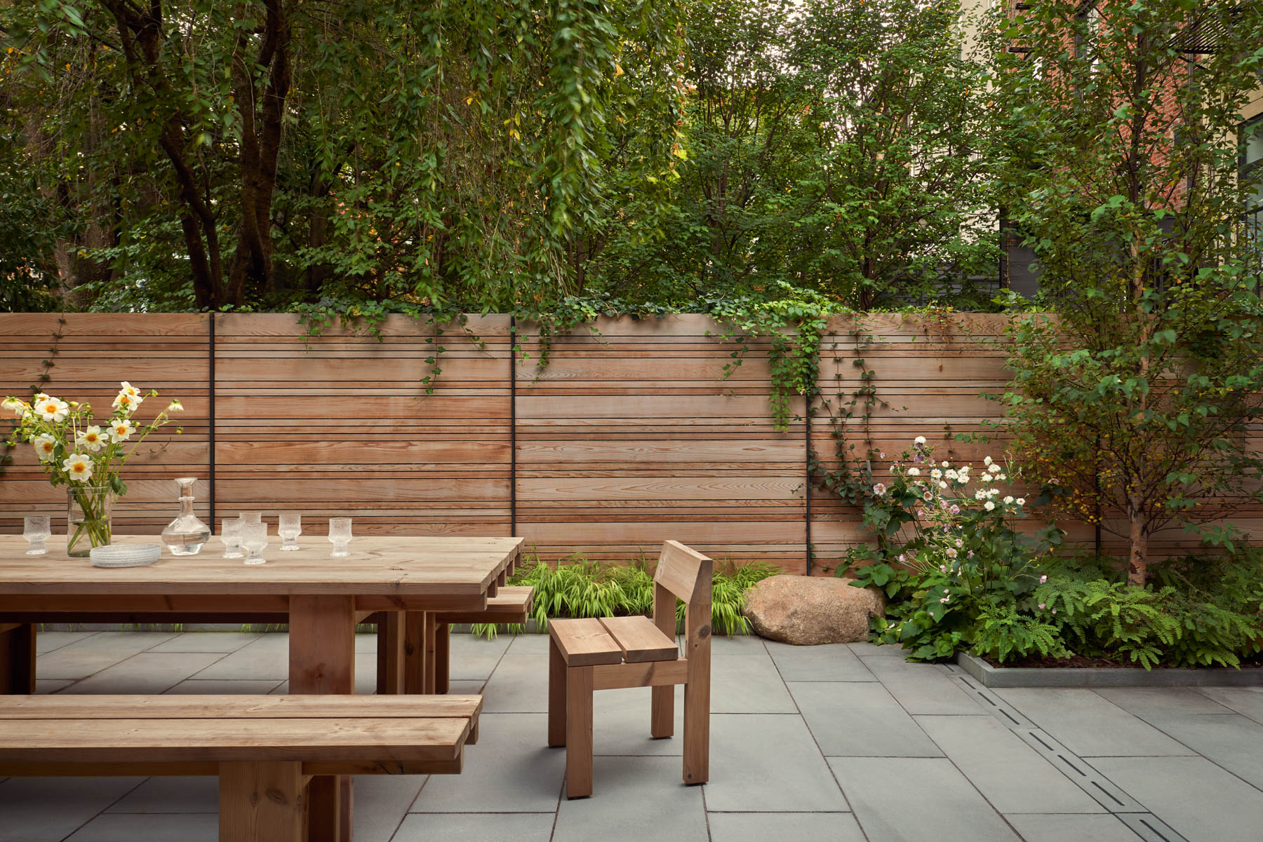 Between Eras: A Brooklyn Townhouse Reworked For Modern Living