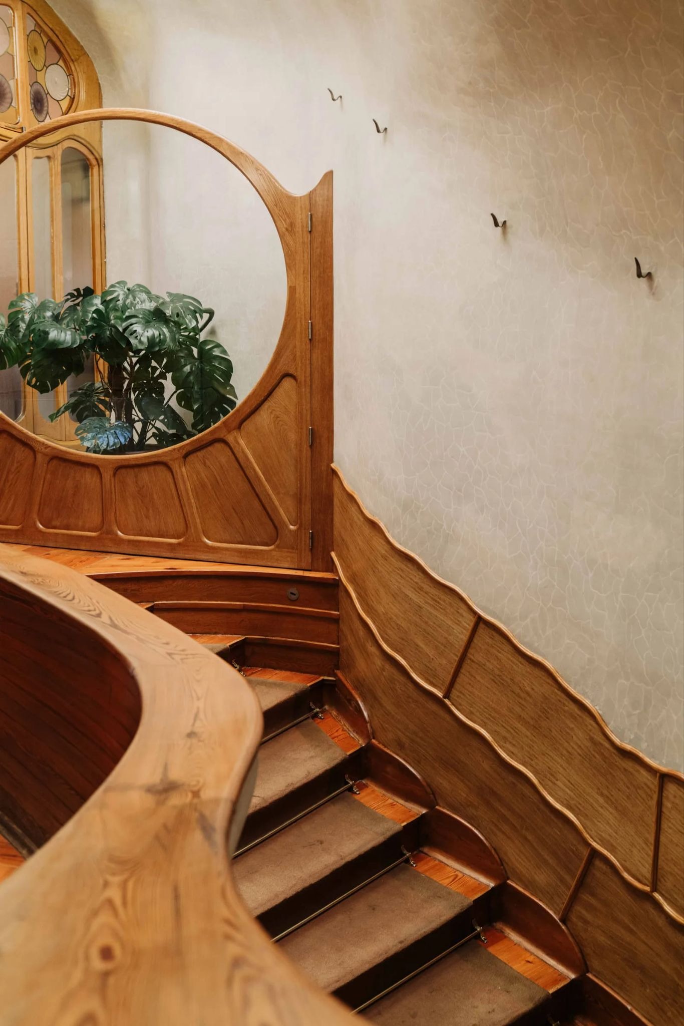 Mesura Orchestrates a Contemporary Echo Within the Walls of Casa Batlló