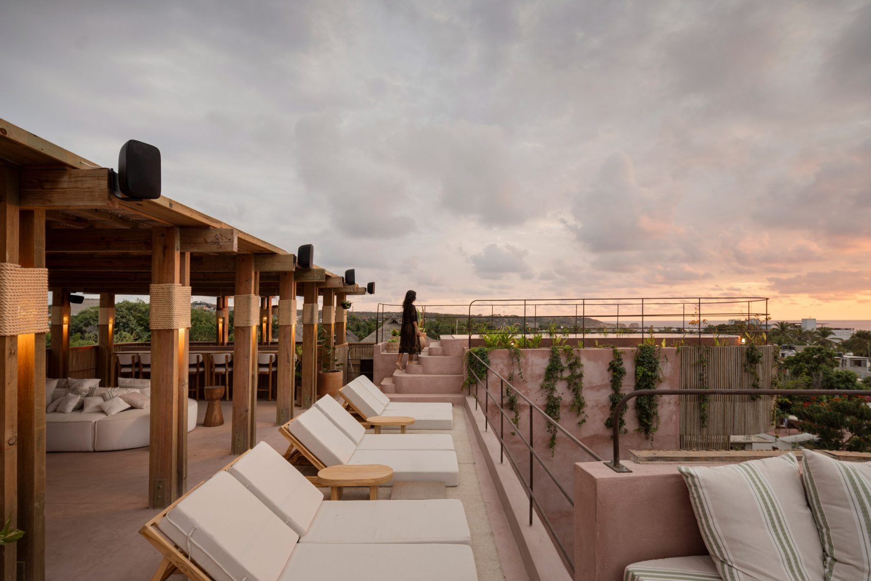 The Rose-Hued Cavern: Estudio Carroll Sculpts a Soft Sanctuary in Puerto Escondido
