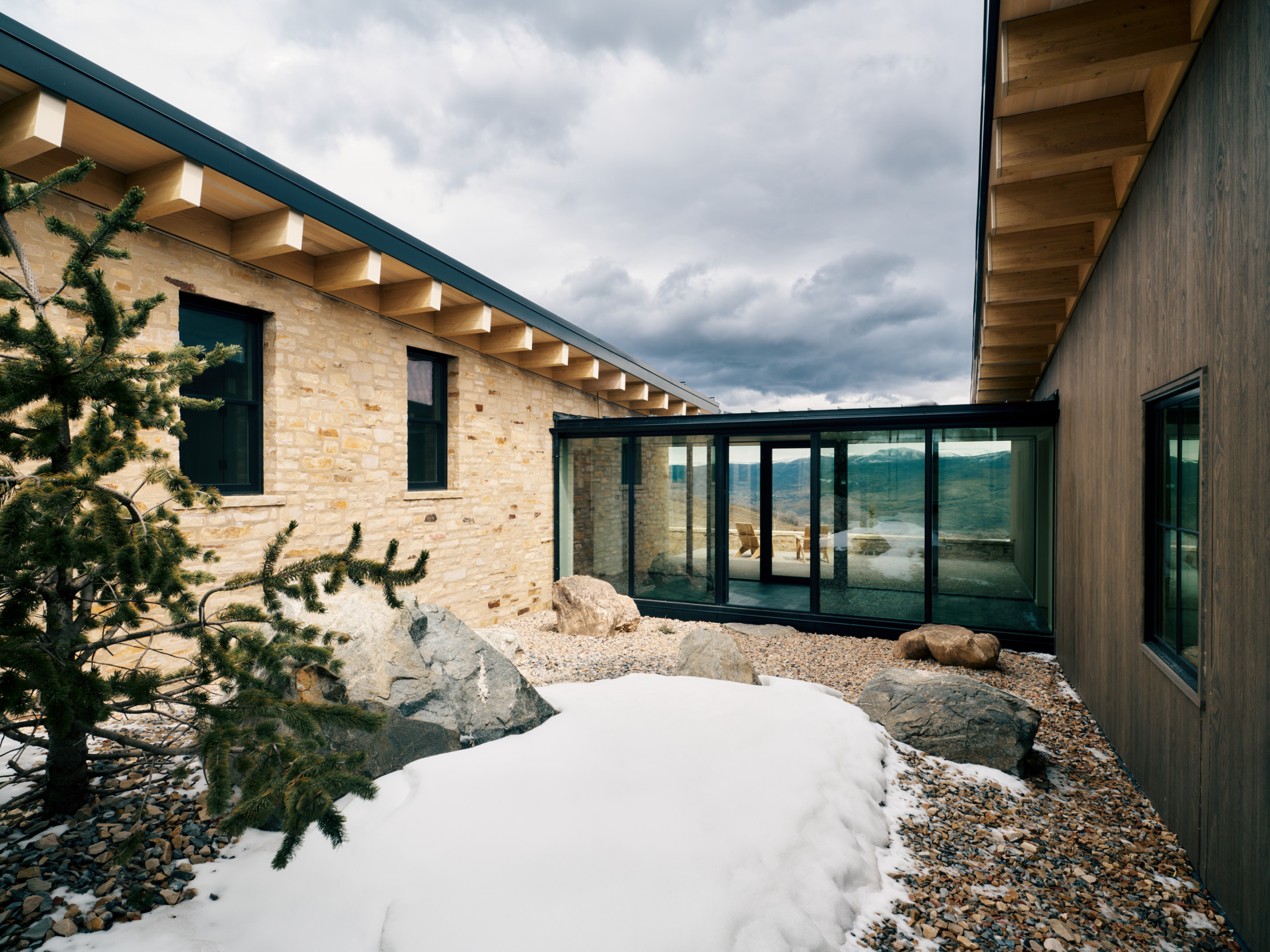 A Camp Reimagined: Where Alpine Heritage Meets Contemporary Ease
