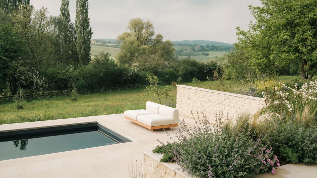 How Tactile Layering Brought a 1990s Timber House Back to Life