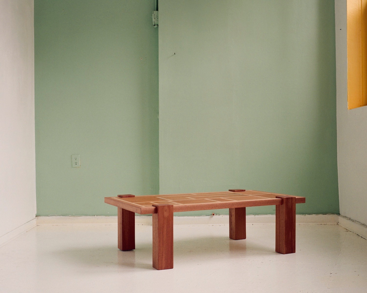 Skyscraper Coffee Table and the Quiet Translation of Manhattan into Furniture