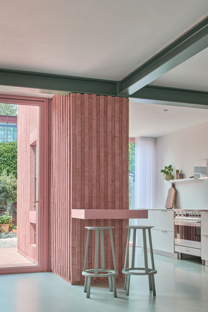 Top Picks - 7 Most Striking Pink Houses