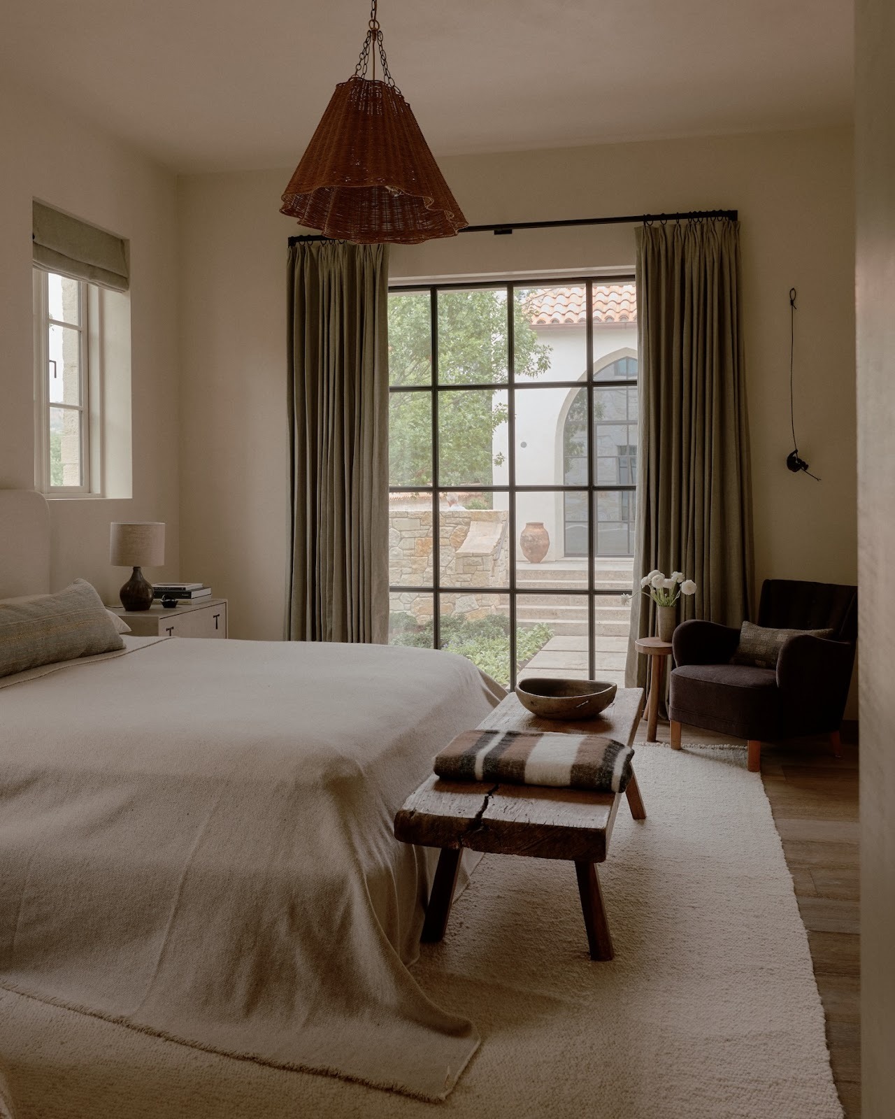 Lake Austin Residence: A Calm Dialogue Between Interior Craft and Waterfront Living
