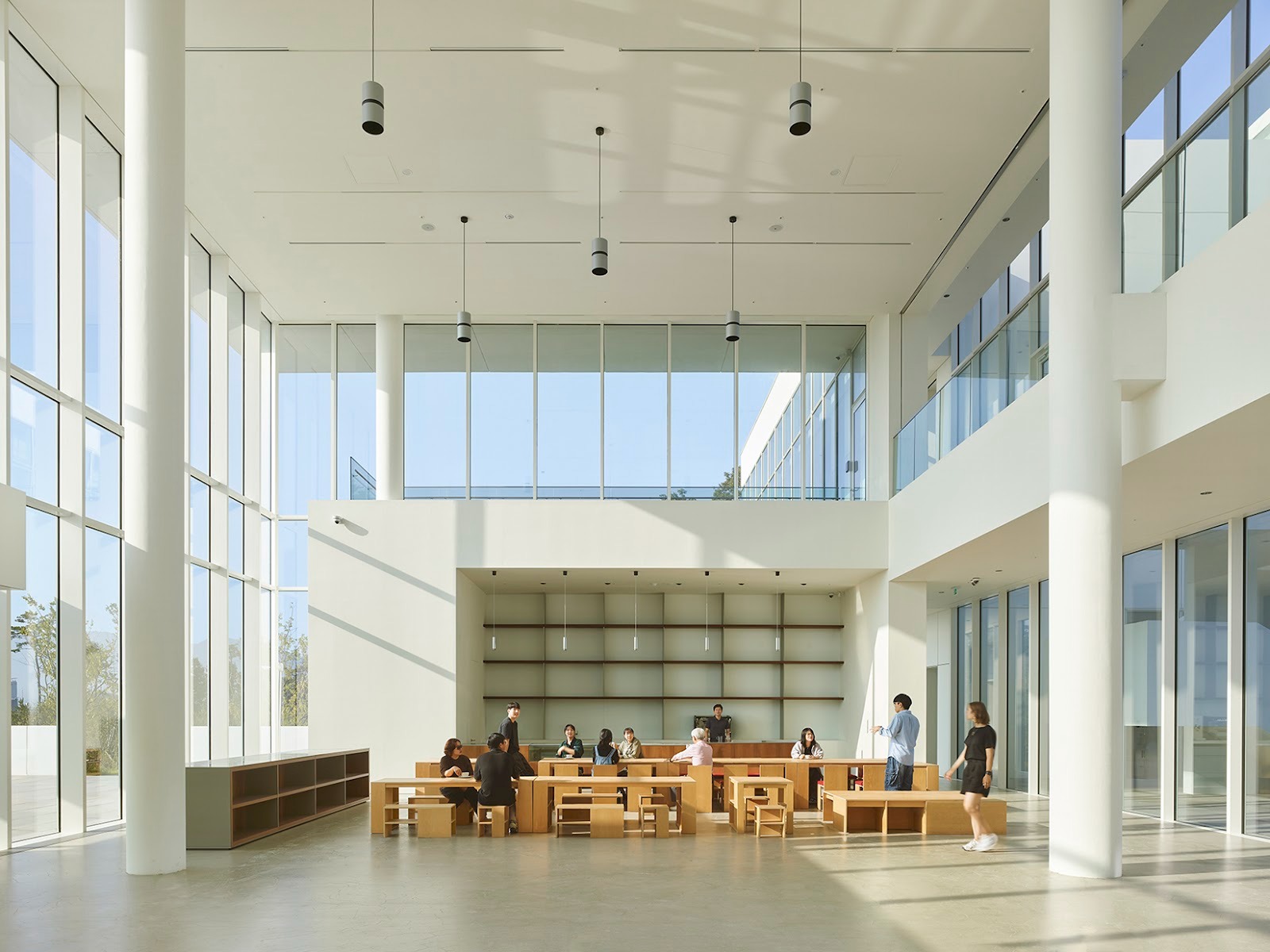 The Sorol Art Museum by Meier Architects Creates a Luminous Dialogue Between Art and Nature in Gangneung