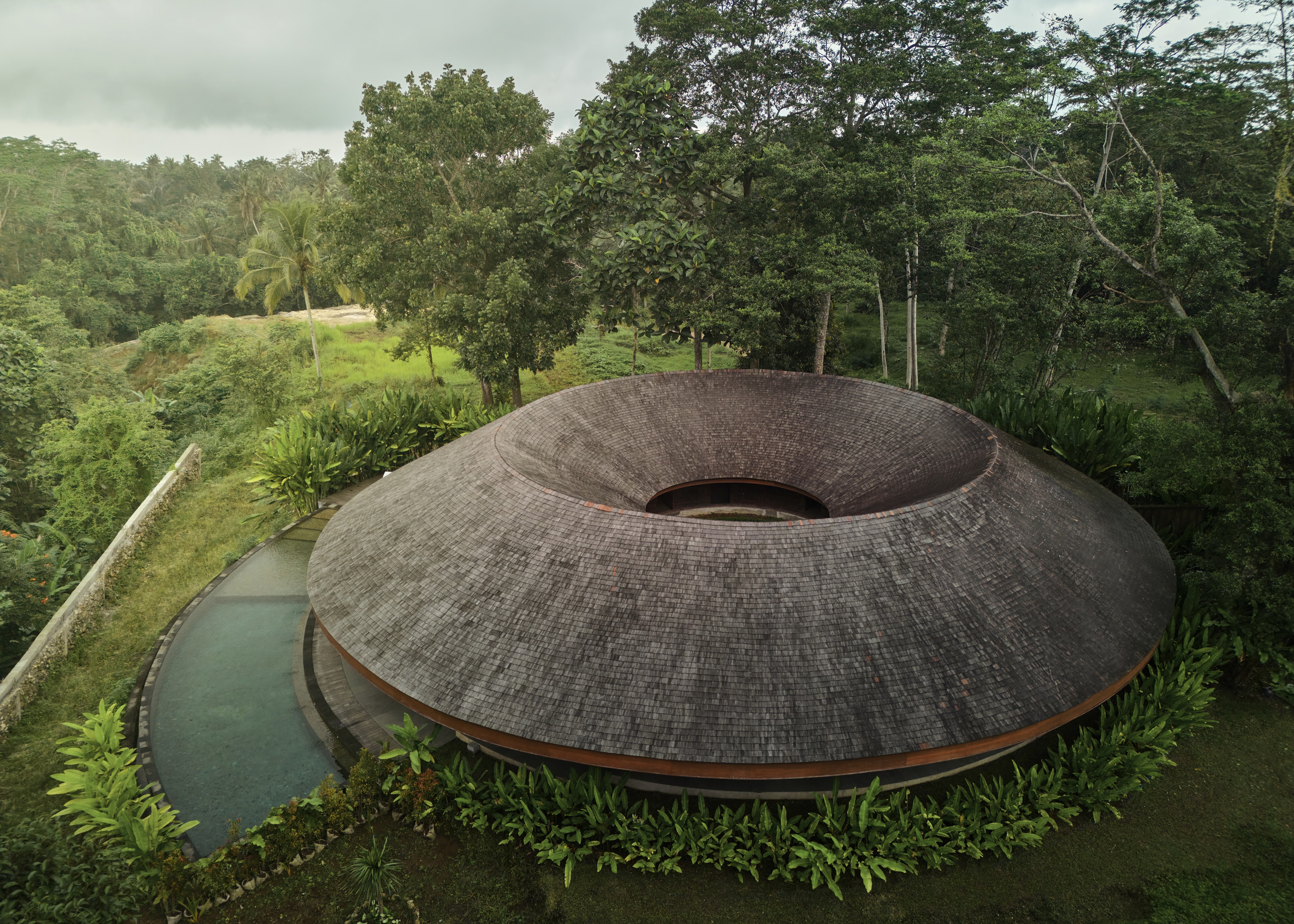 Top Picks - 8 Homes Designed To Breathe With Nature