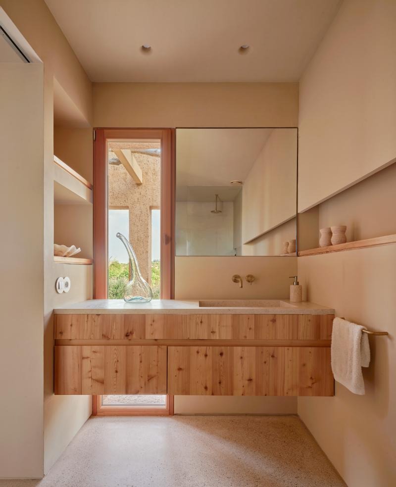 Ca’n Gallineta House: Reinterpreting Majorcan Rural Architecture in Manacor