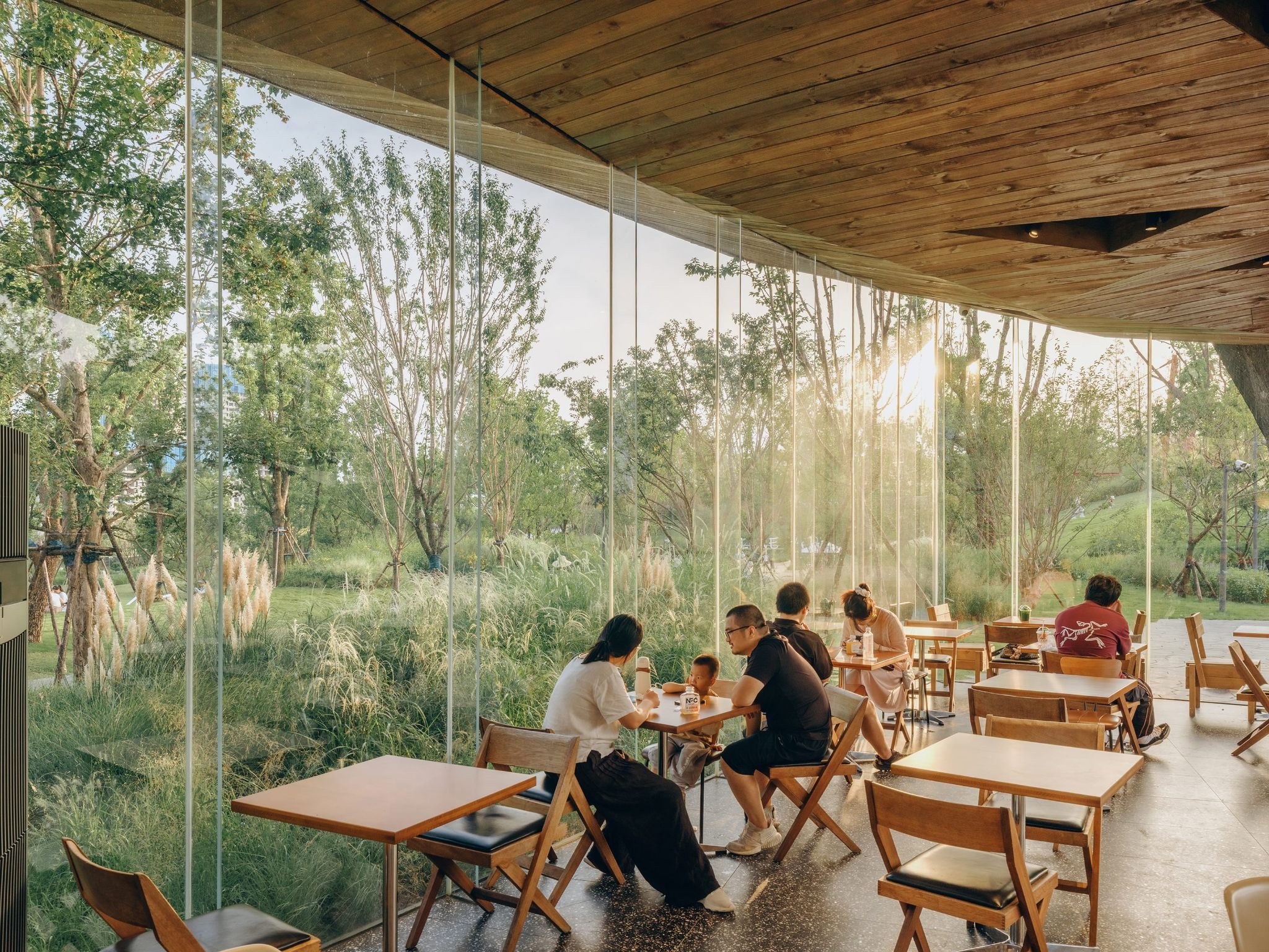 DL Atelier Shapes LuxeIsland Restaurant into a Monument of Wood and Light