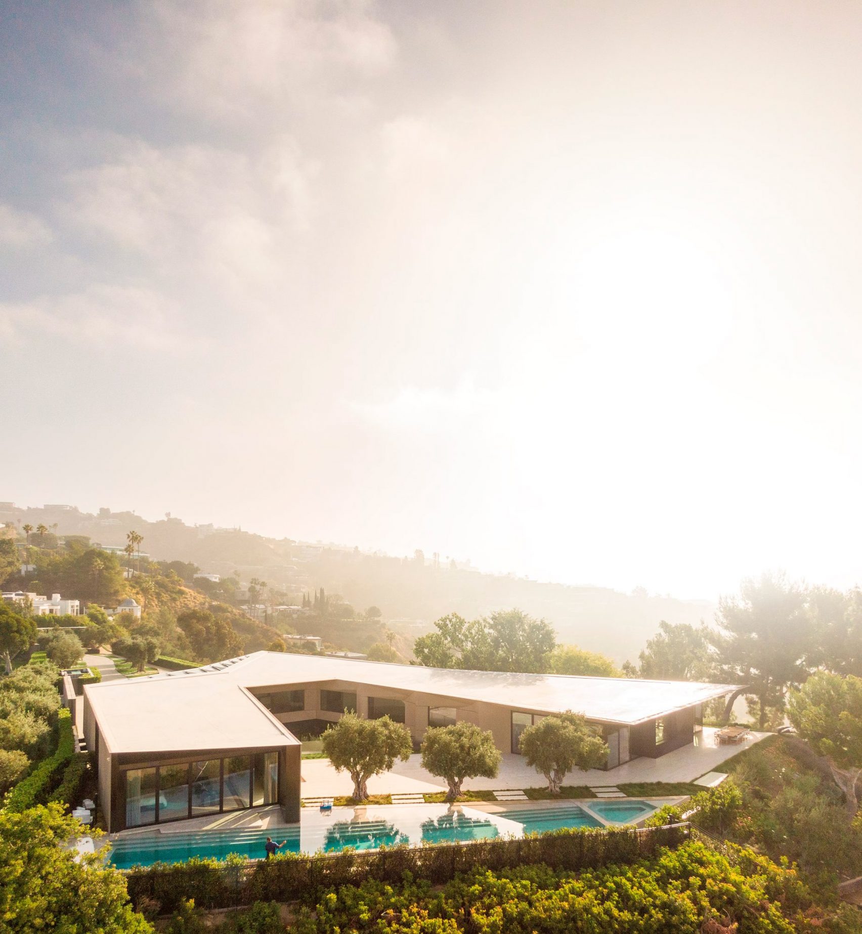 Donaldson + Partners Encode Sunlight in a Fractal California Shell