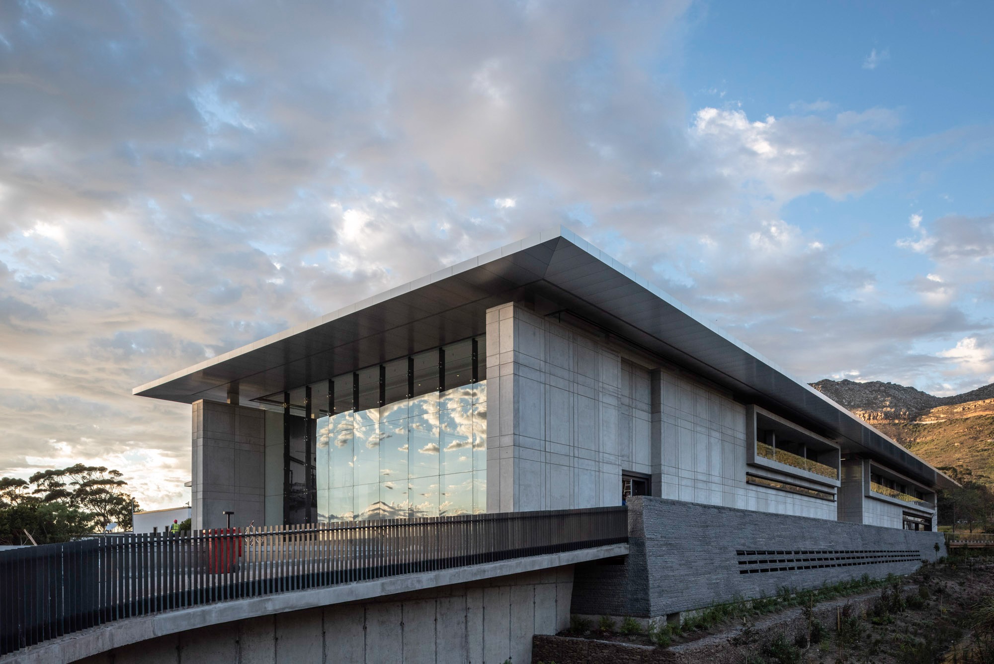 Norval Foundation: The Concrete Pavilion Protecting Cape’s Wild Edge