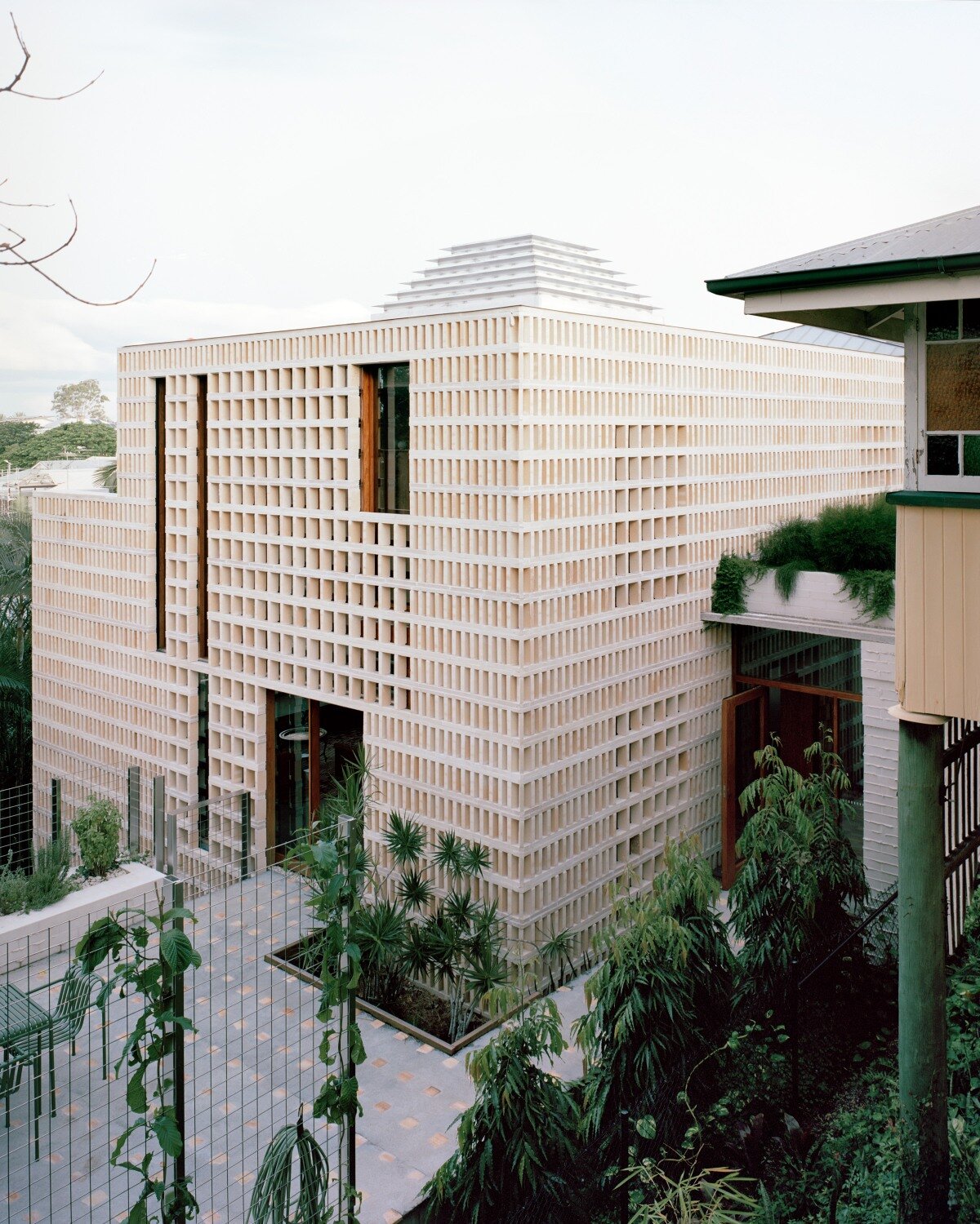 Peter Besley’s Birdwood Residence In Brisbane Crowned By A Ziggurat-like Skylight And Built From Reclaimed Terracotta