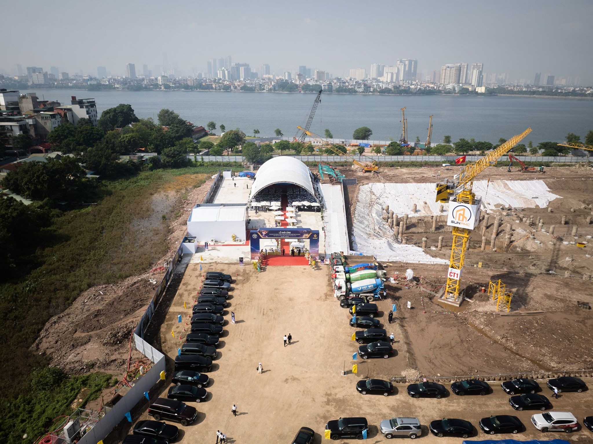 The Levitation of Sound: Renzo Piano and PTW Sculpt an 'Isola della Musica' on Hanoi’s Waters