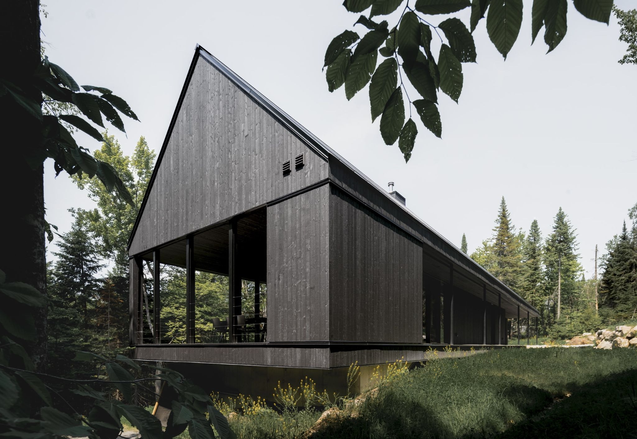 DKA Architects Composes a Rhythmic Sanctuary at Lac-Rougeaud