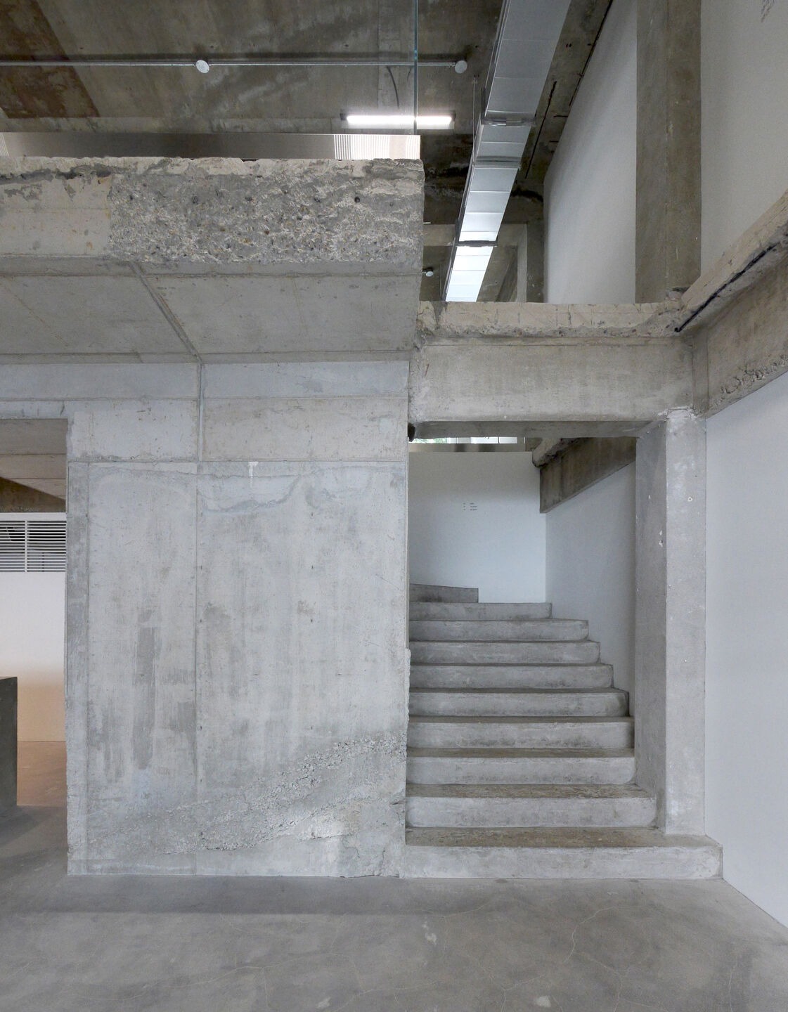 COOR Seongsu Flagship Store: Architecture as a Silent Expression of Fashion