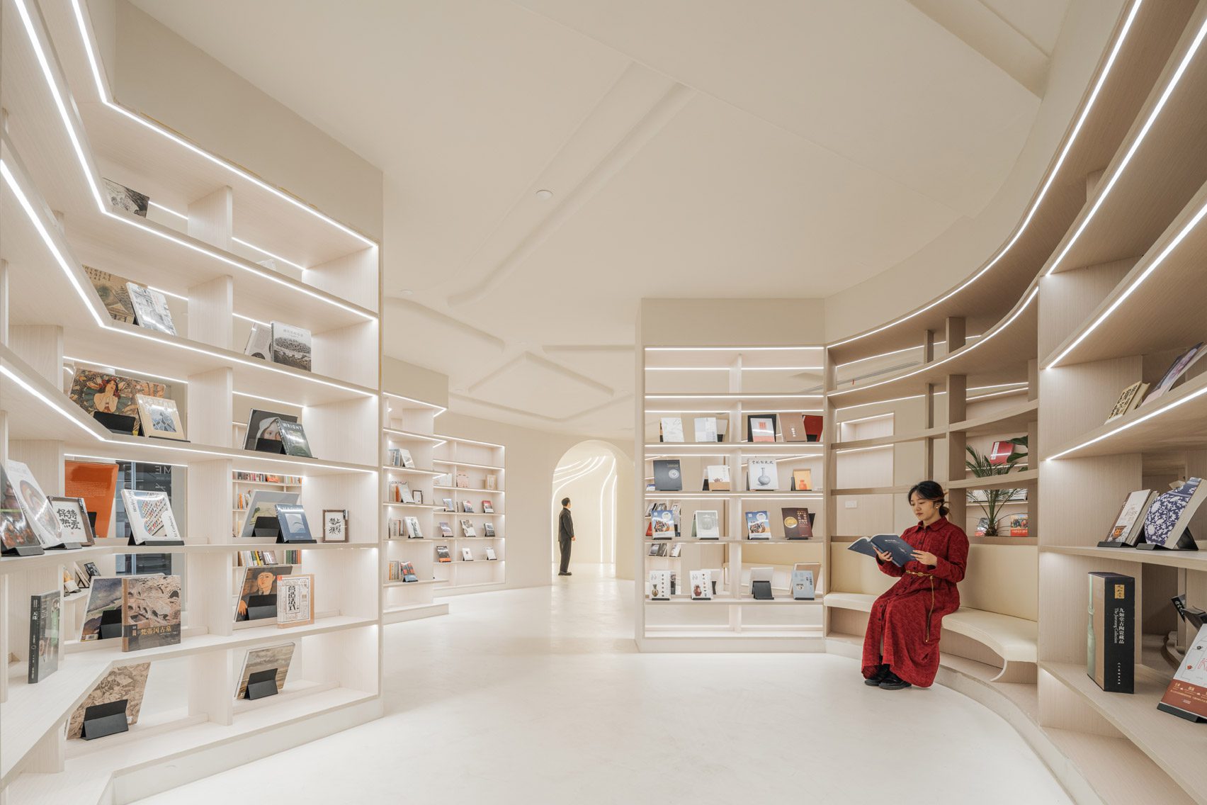 Top Picks - 7 China’s Extraordinary Bookstores Where Design Becomes The Narrative