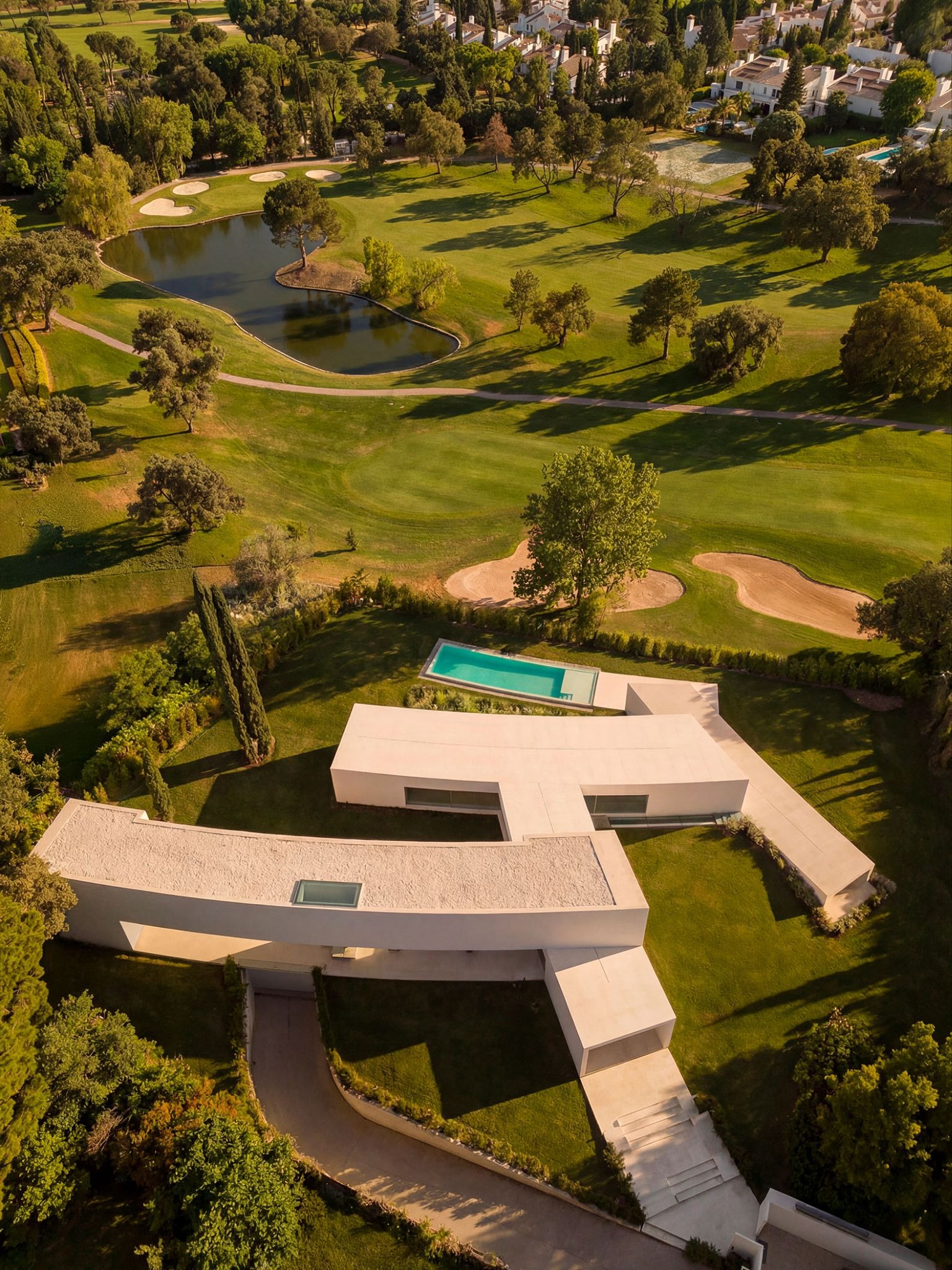 Mastering the Infinite Cantilever within the Serene Landscape of Spain