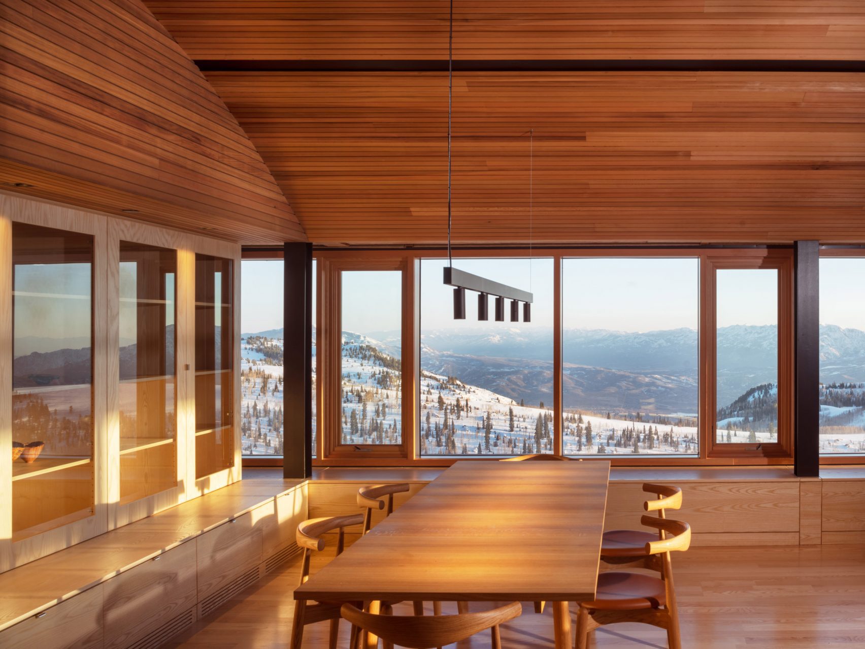Top Picks - 10 Mountain Homes Rooted In The Landscape