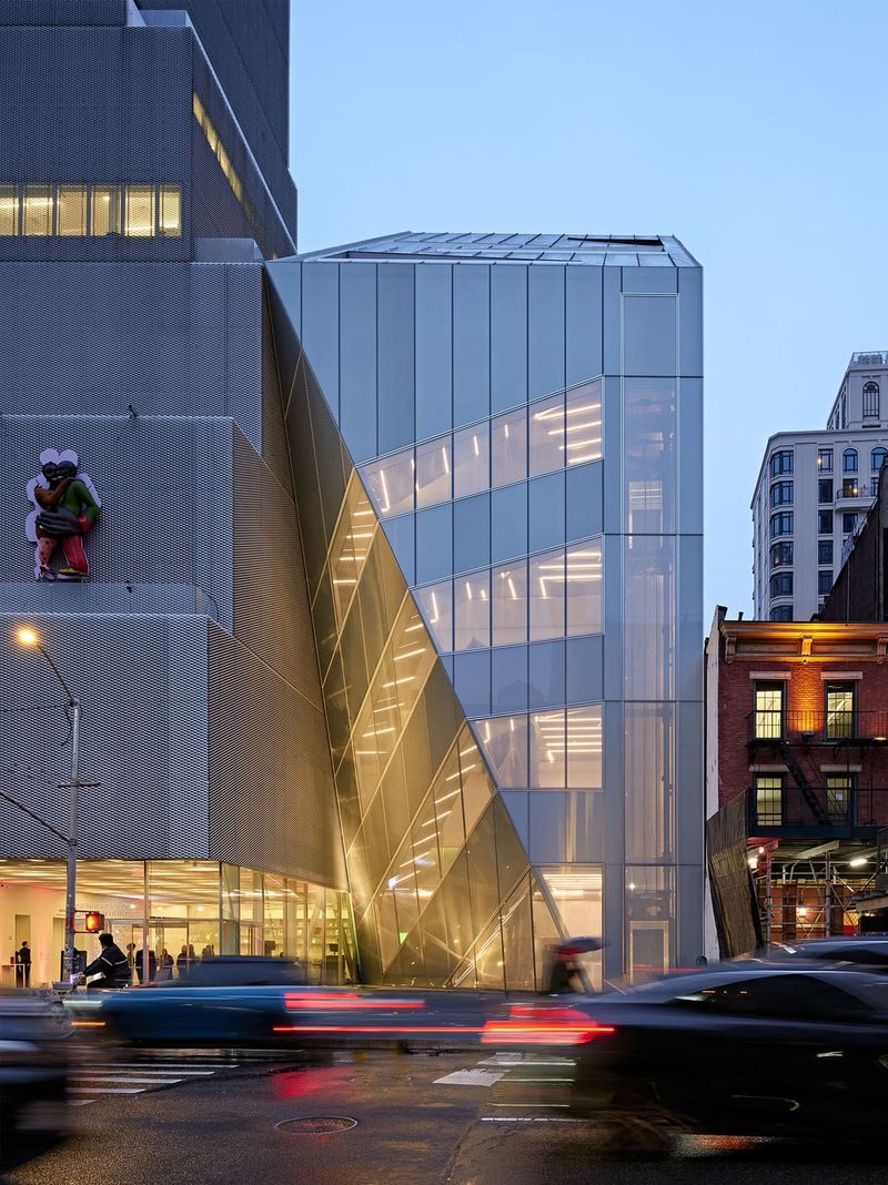 When Two Buildings Become One: OMA's Dialogue With SANAA in Lower Manhattan