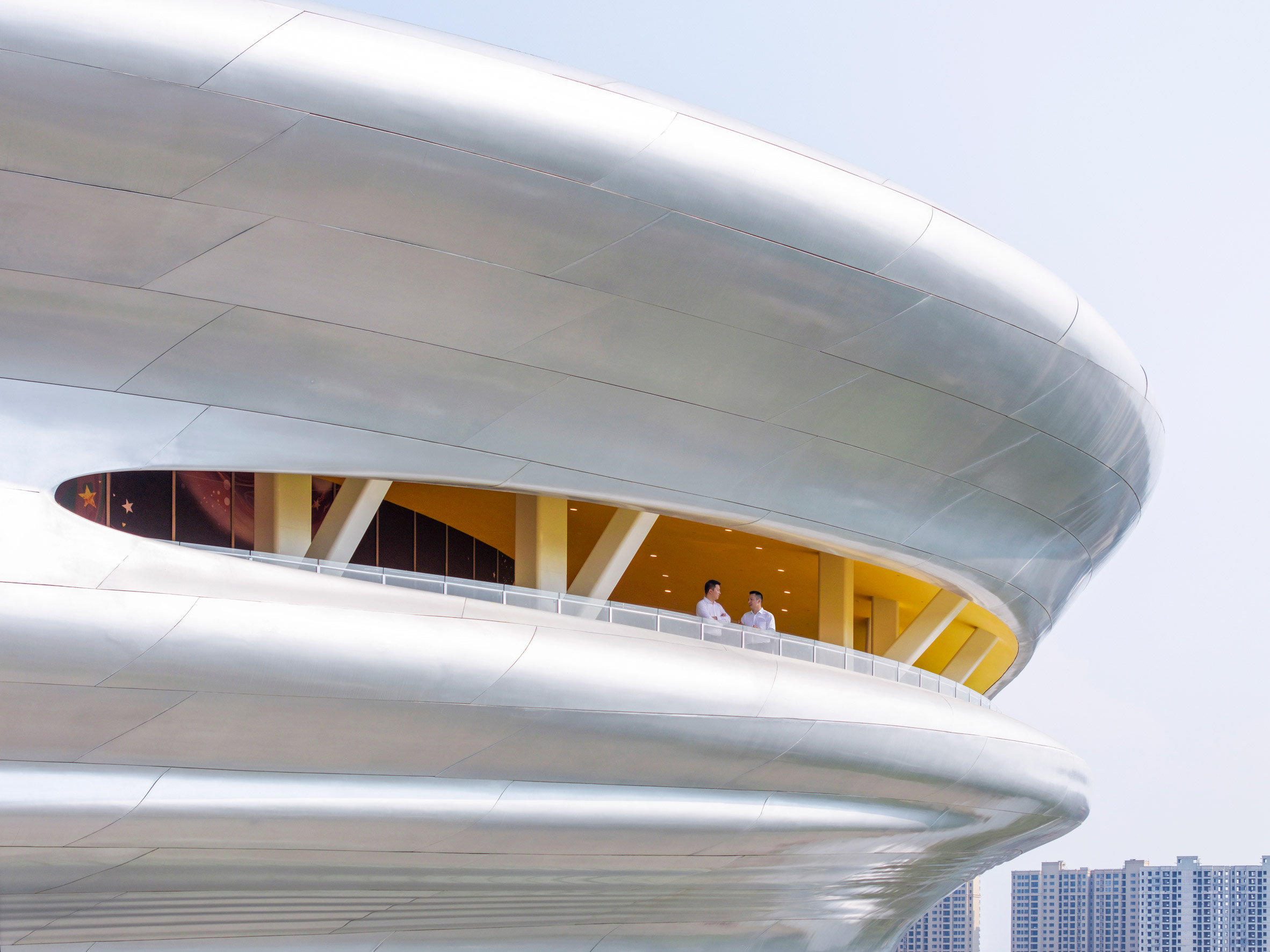 A Silver Spiral Above The Wetlands: MAD’s Hainan Science Museum Reimagines How We Learn
