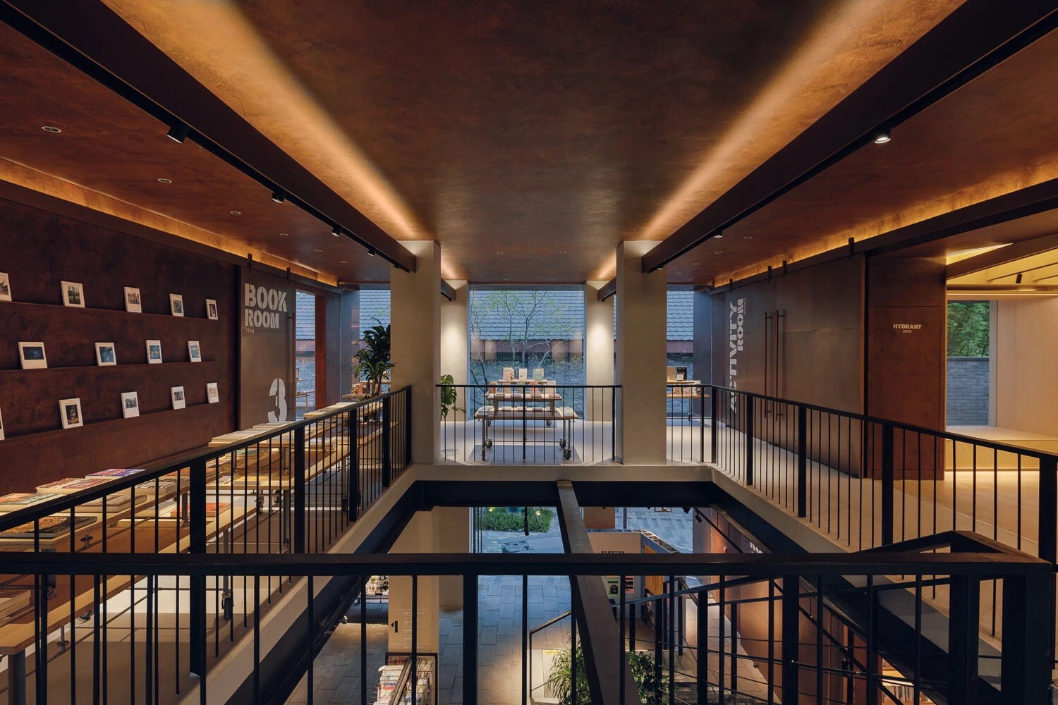 Xinhua Bookstore – Shanghai (Chuan Yue Fang): Weaving Architecture and Community in Bamboo & Booklight
