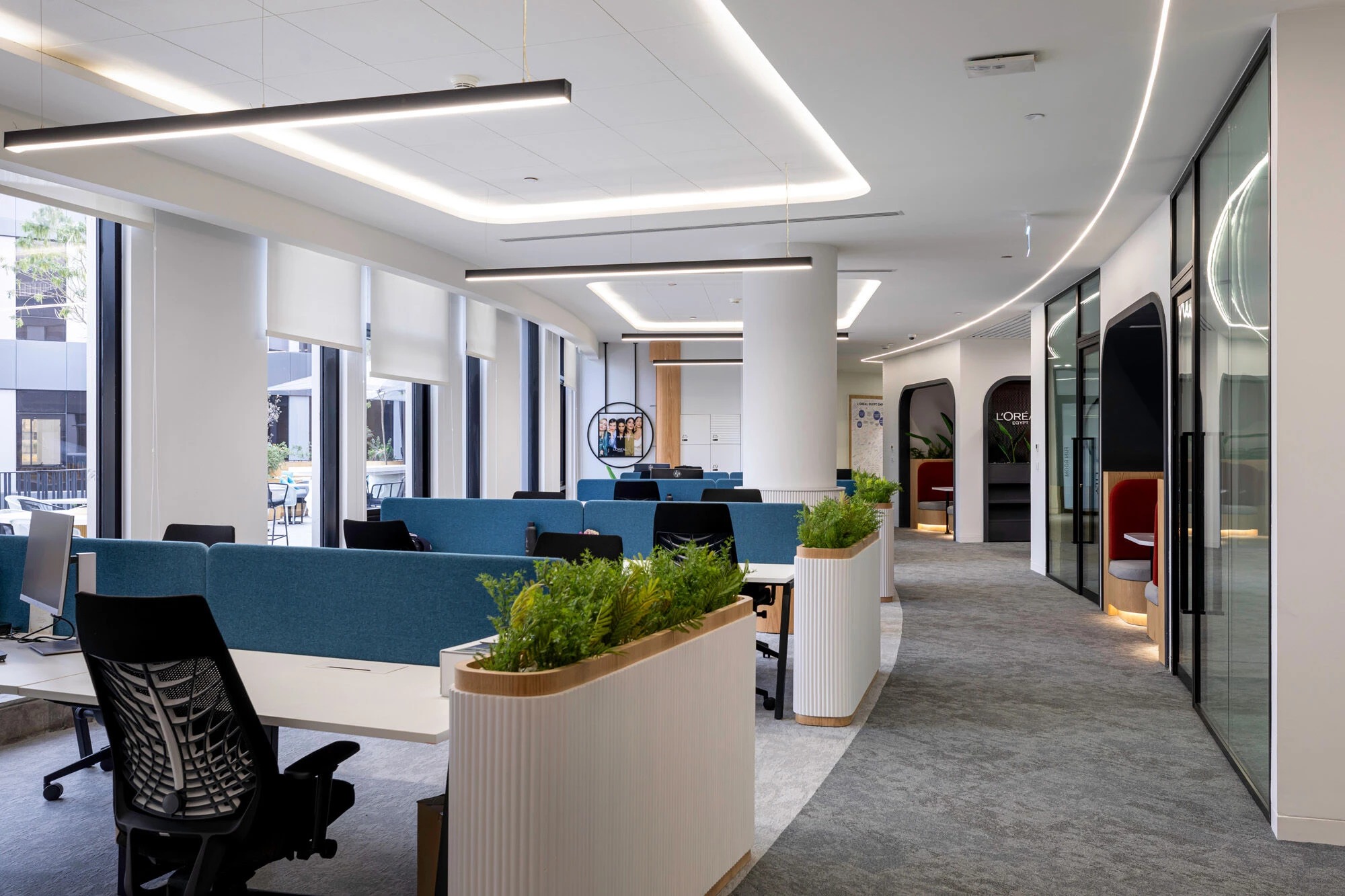 A Platinum Statement: L'Oréal Cairo's HQ as the Zenith of Sustainable Workplace Design