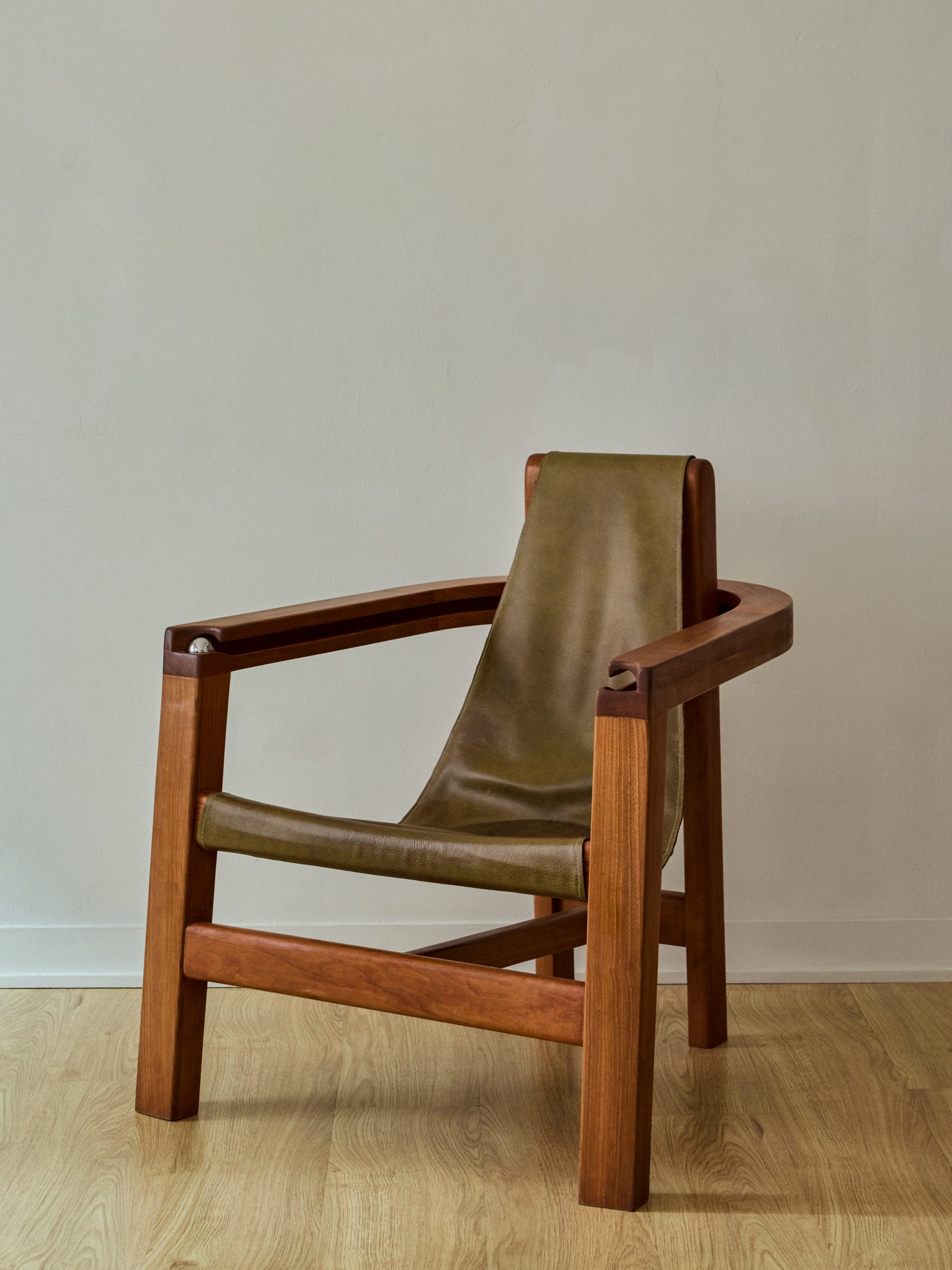 Smart Furniture - Beyond Function: Designing Furniture That Creates Emotional Connections
