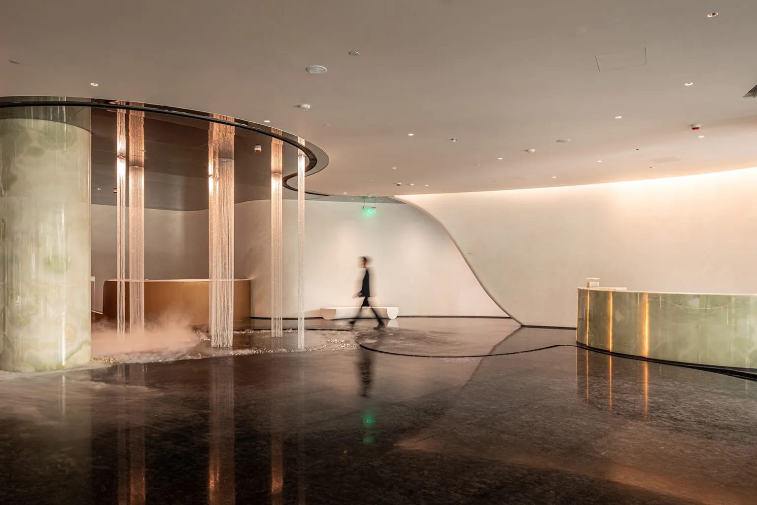 Liquid Geometry: YAG and Metropolitan Design Anchor the Spirit of Spring in Qianhai