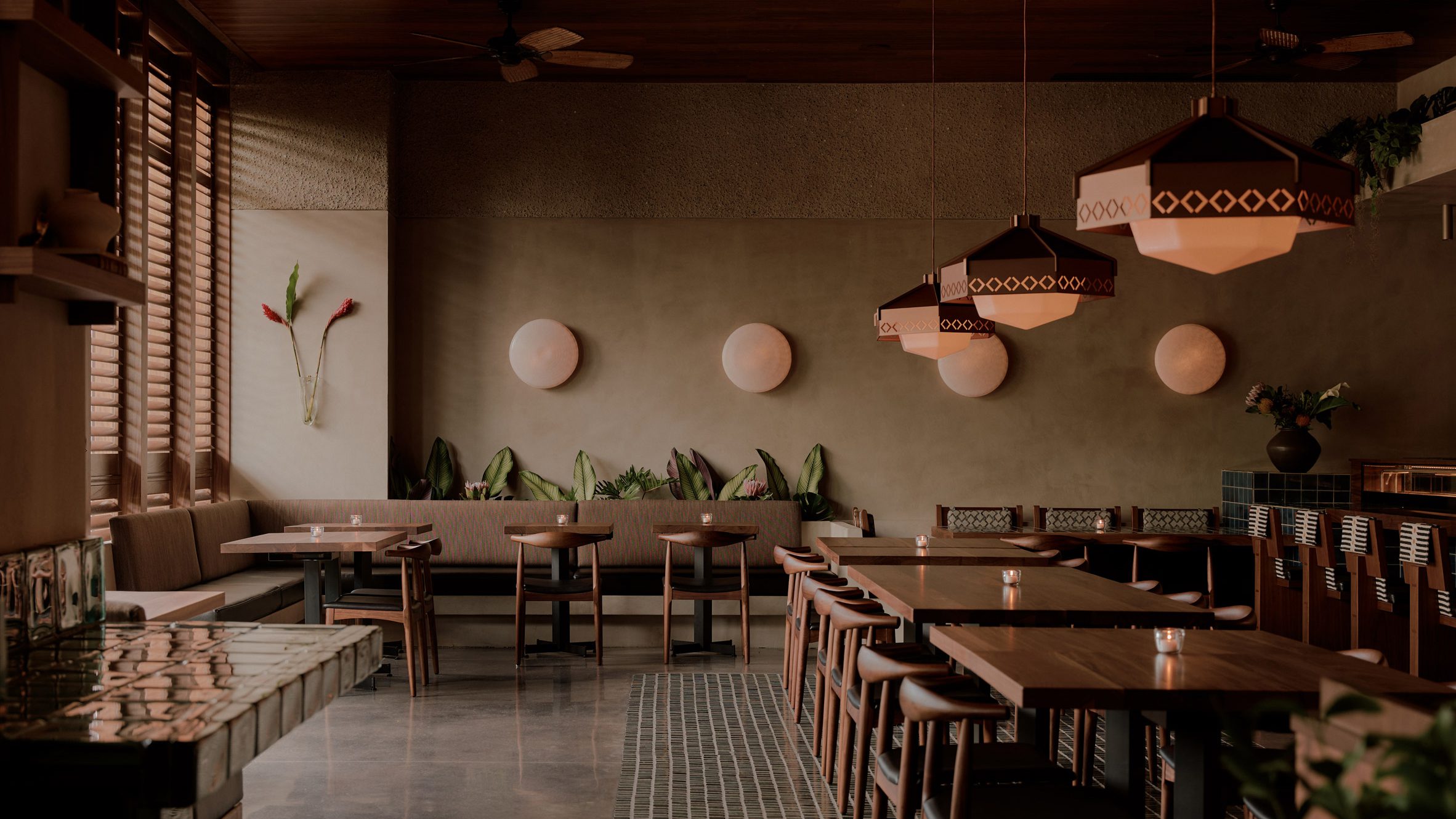 Uchiko Miami Beach: Islyn Studio Crafts a Tactile Journey Through Japanese Atmosphere