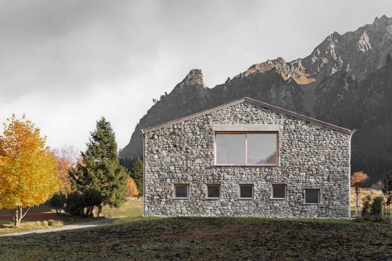 Where Alpine Tradition Meets Contemporary Gallery Space