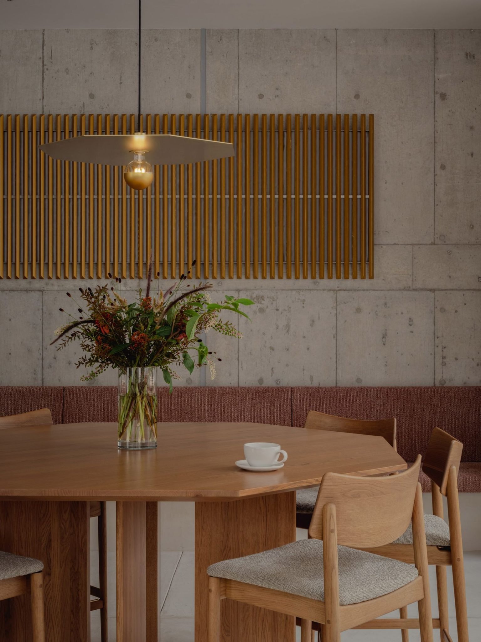 The Wooden Overture: Keiji Ashizawa Scripts a Sanctuary of Cedar in Shinsaibashi