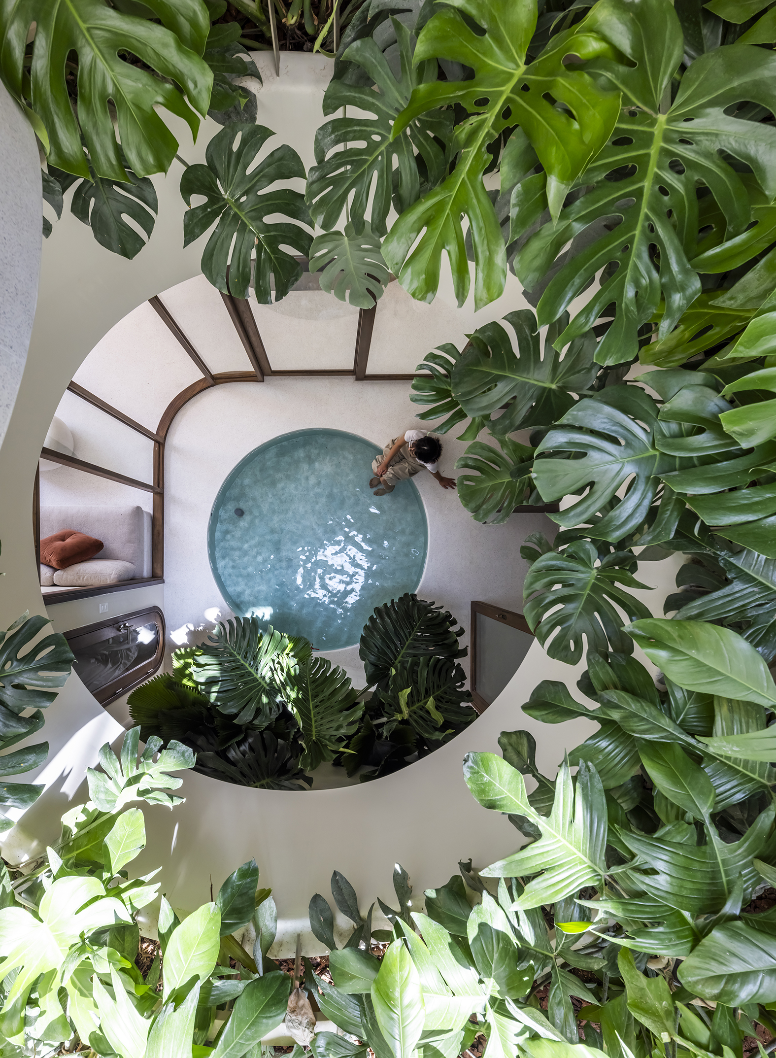 Living With Gaps And Green: Mochi House And The Architecture Of Embraced Imperfection