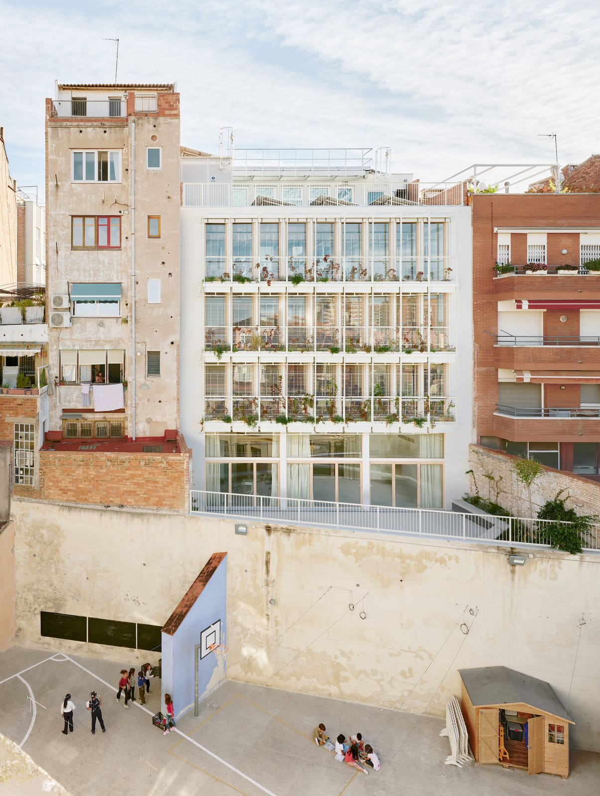 When a 1950s Building Becomes a Social Hub Without Losing Its Memory