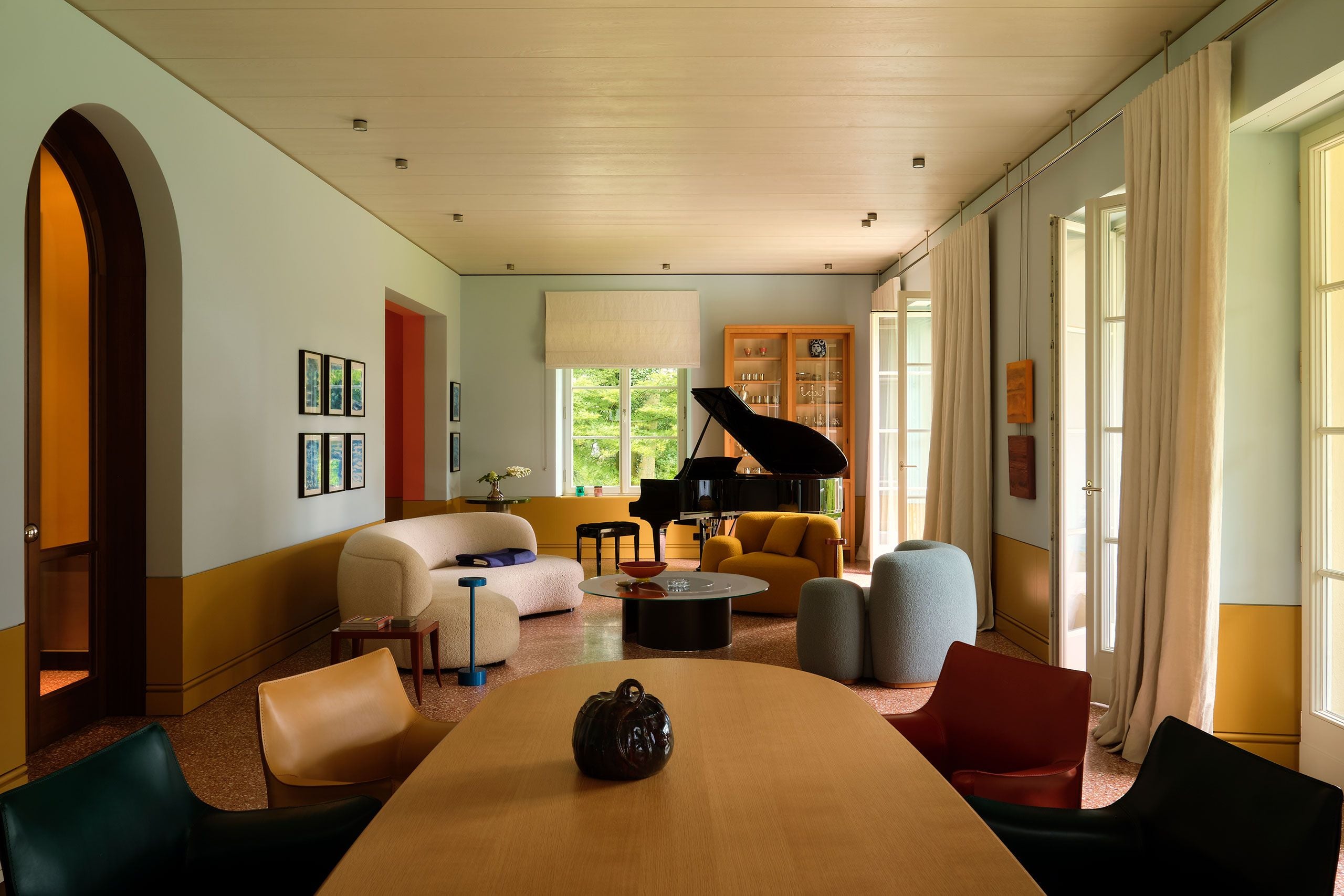 Chromatic Revival: Gisbert Pöppler Reimagines A 1920s Garden Villa In Hagen