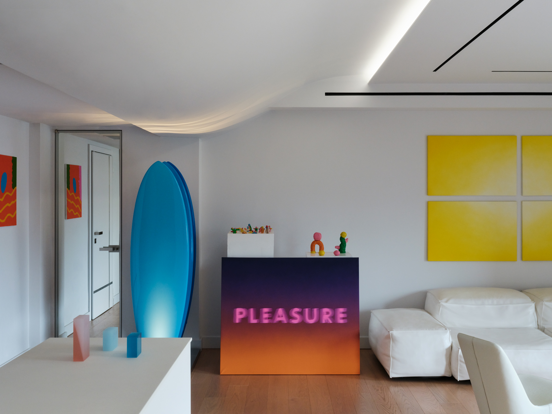 Top Picks - 7 Colorful Living Rooms That Redefine Bold Design