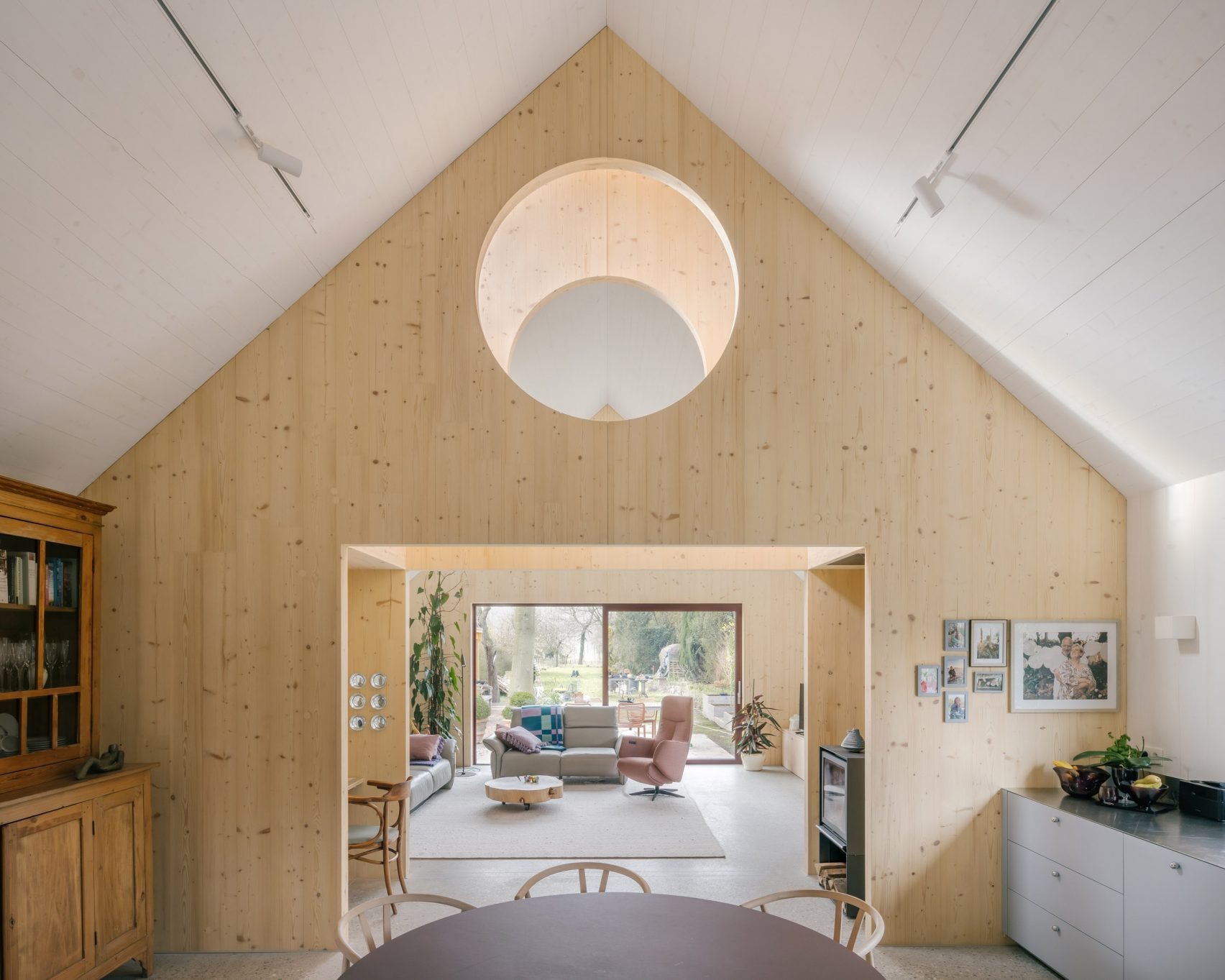 FELT Architecture & Design Crafts a Geometric Landmark in Ghent