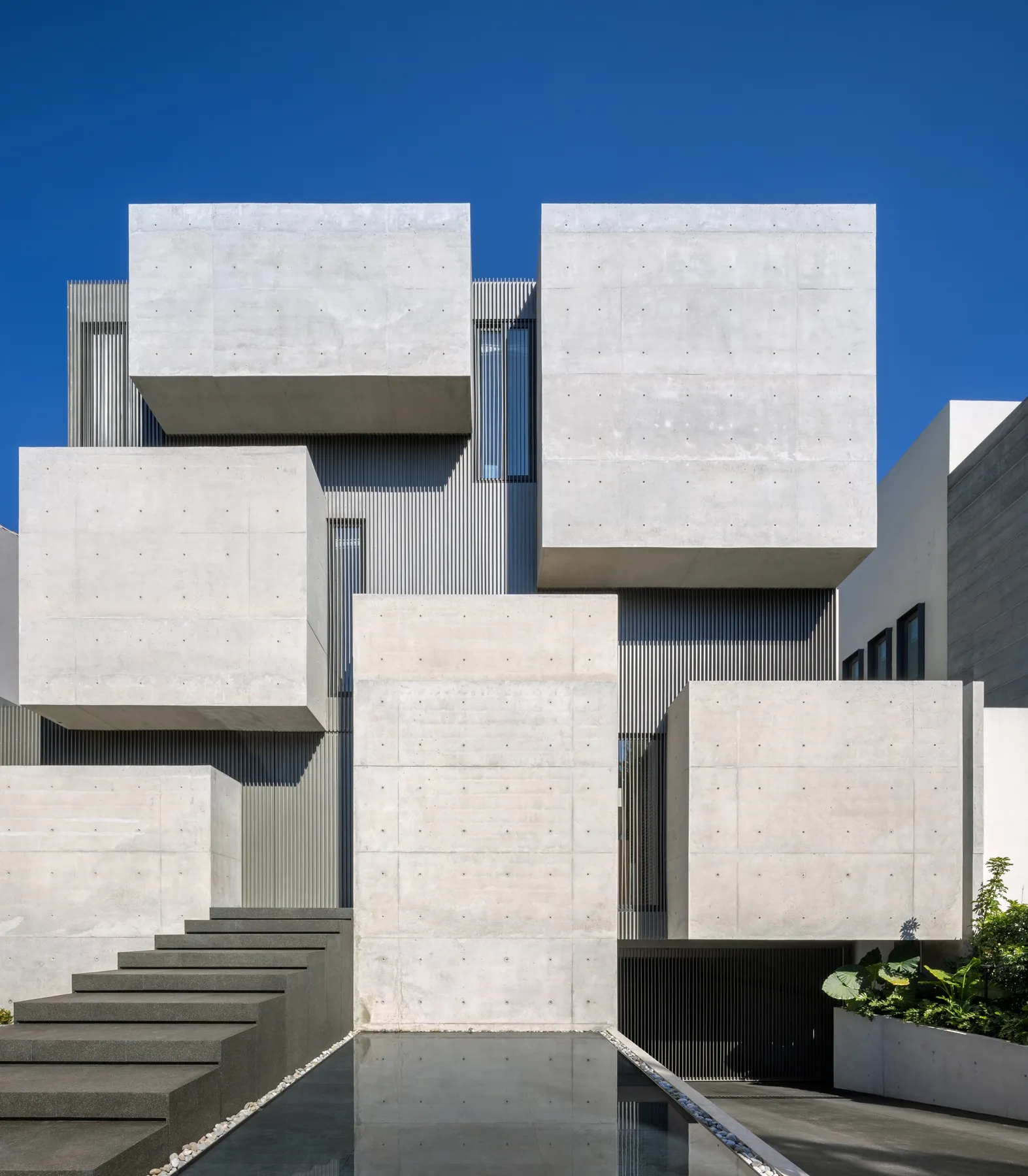 Top Picks - 7 Homes With Statement Facades