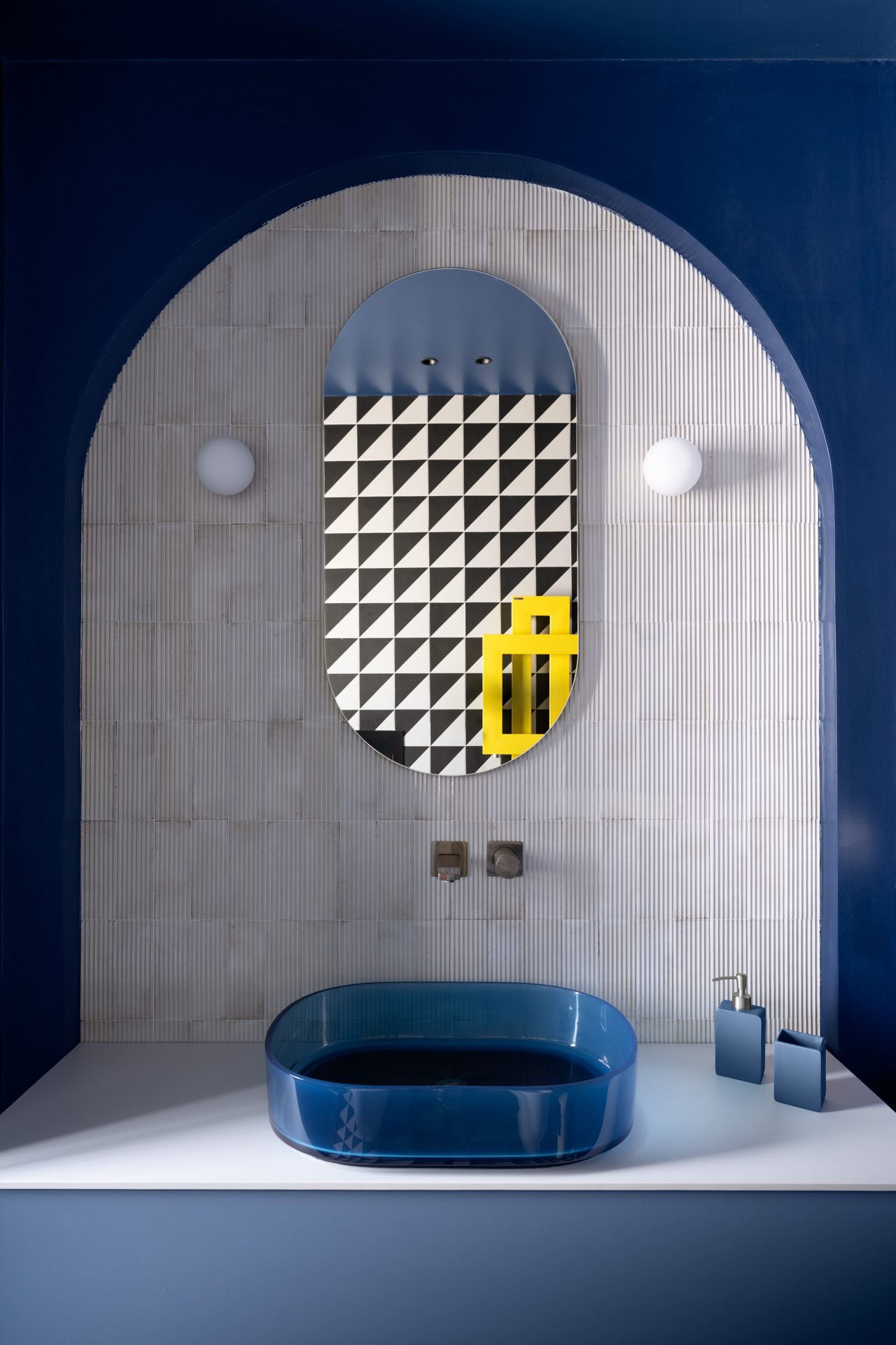 Chromatic Light: Casa Kaleido Reimagines A Naples Apartment Through Color And Daylight
