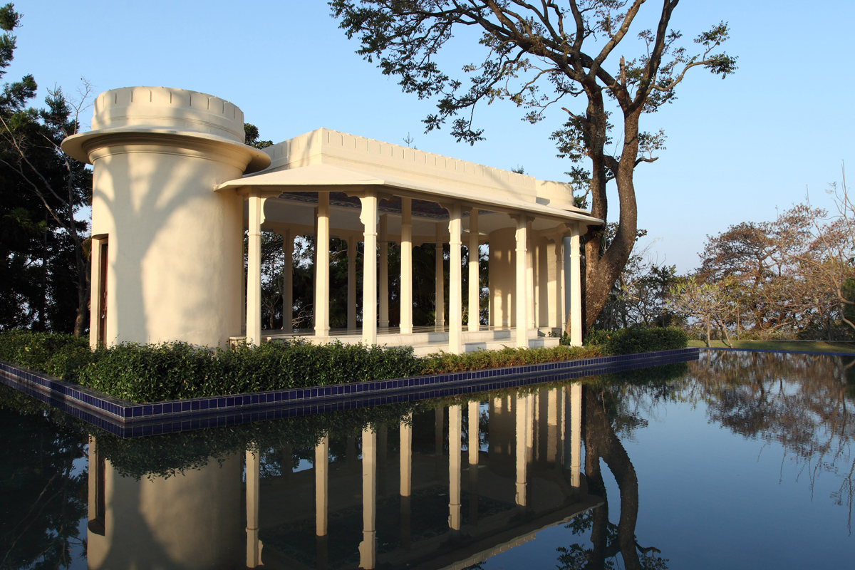 Thermal Clay Walls In Wellness Resorts