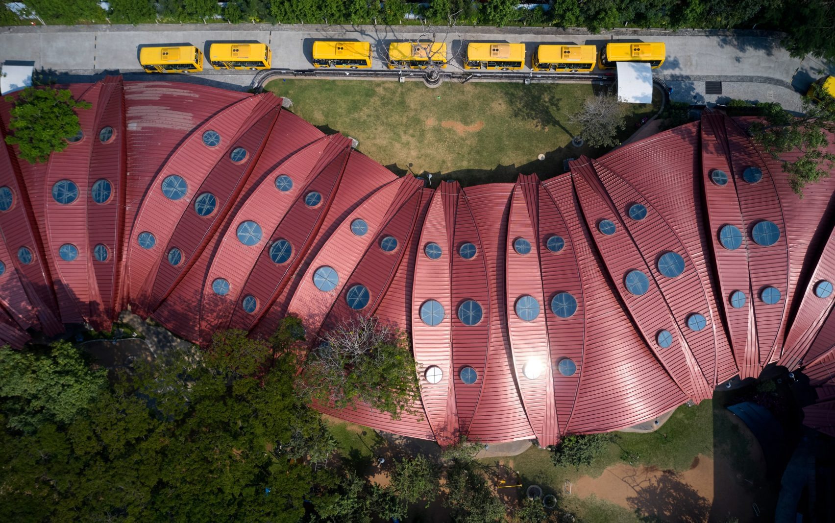 Vastu Shilpa’s Shiv Nader School is a Joyful City for Students