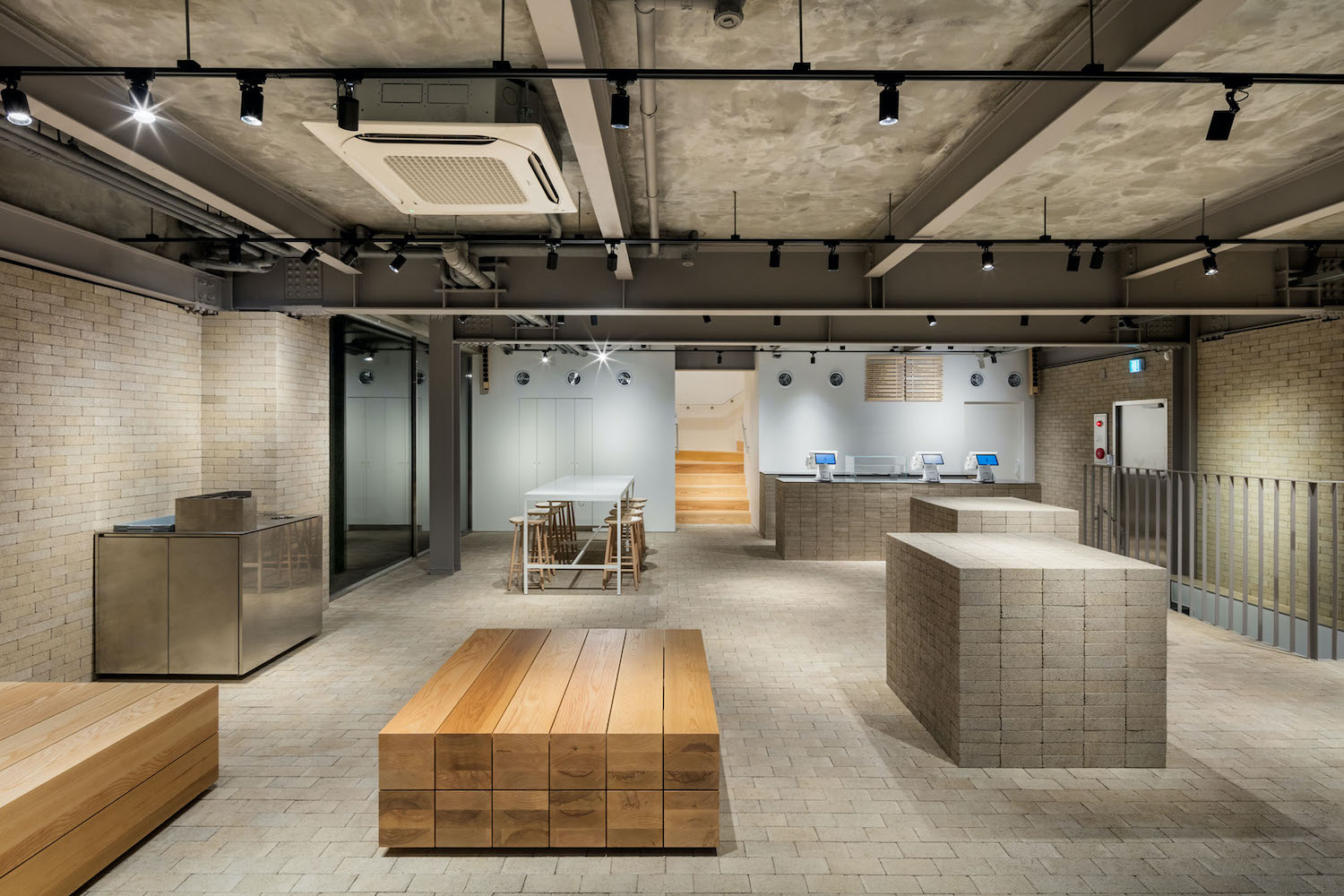 Designing Calm In The City: How Blue Bottle Cafés Create Micro-sanctuaries In Urban Environments