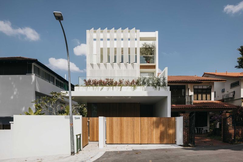 The Wicker House by Ming Architects Weaves Light, Privacy, and Tropical Ease in Singapore