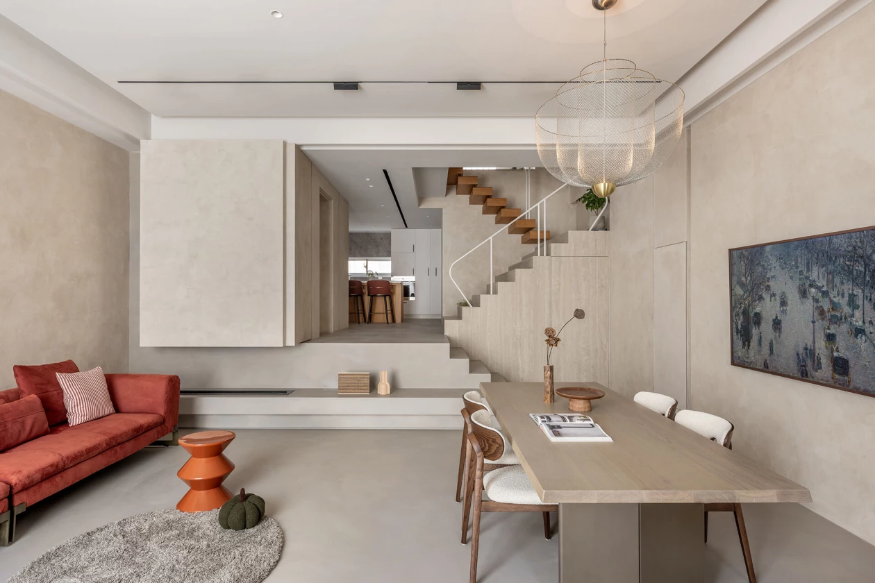 House LU: A Town-House Reimagined as a Fluid Sequence of Space, Light and Life