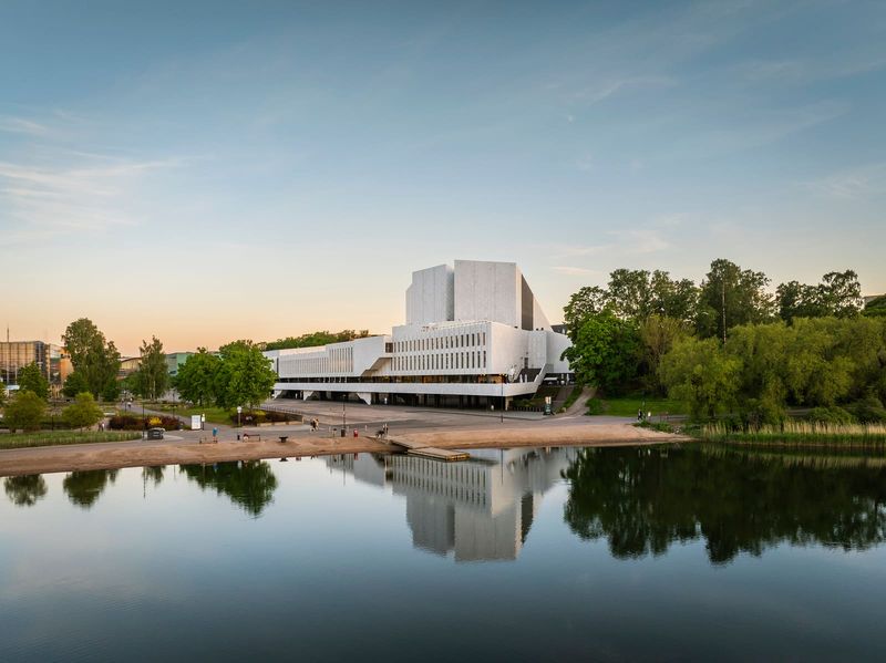 Heritage Institutions Shift Focus as Modern Architecture Enters Protection Era